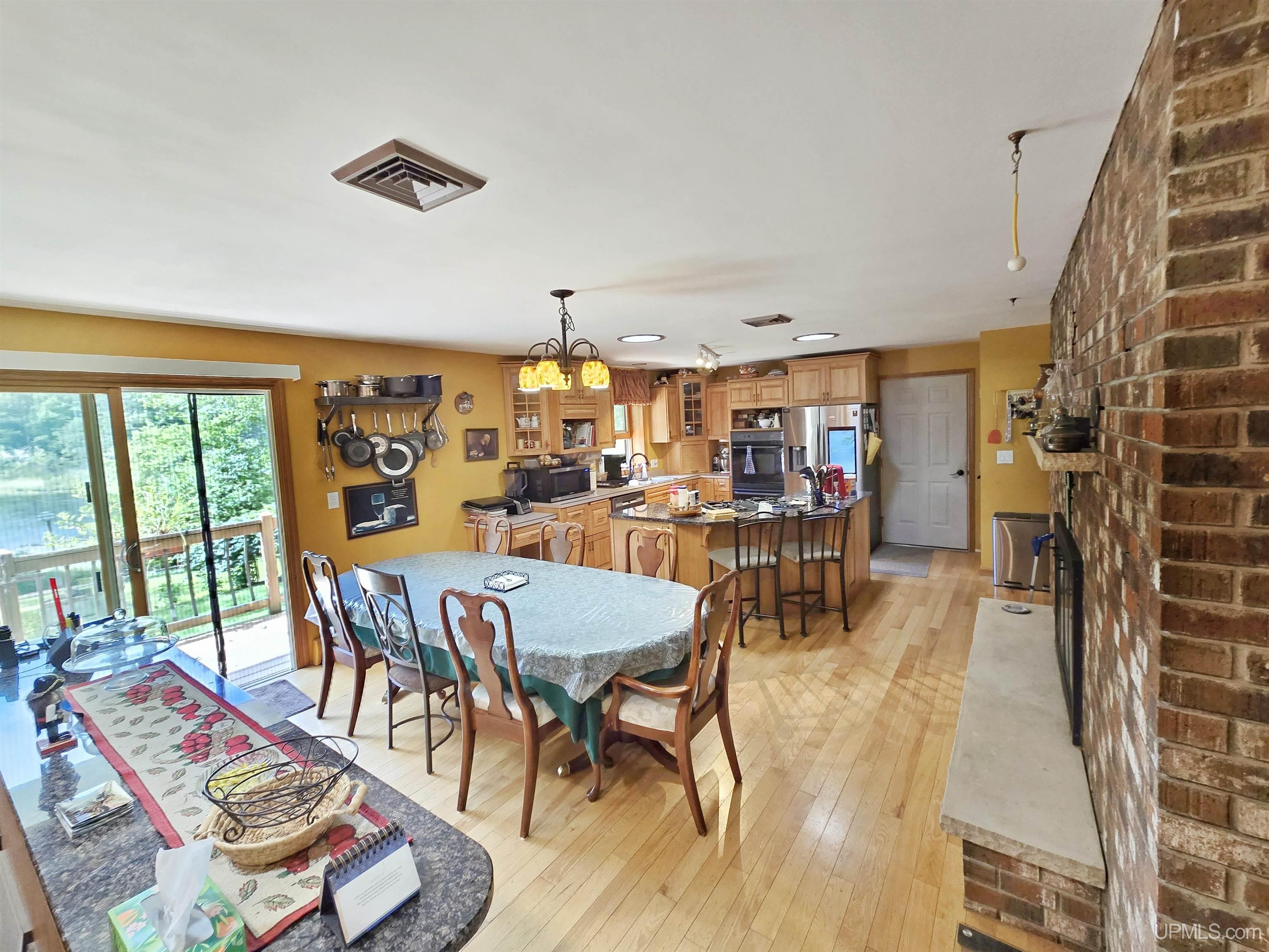 W8709 Lakeview Drive