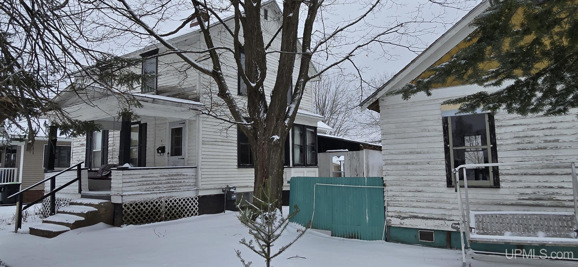 904 W A Street