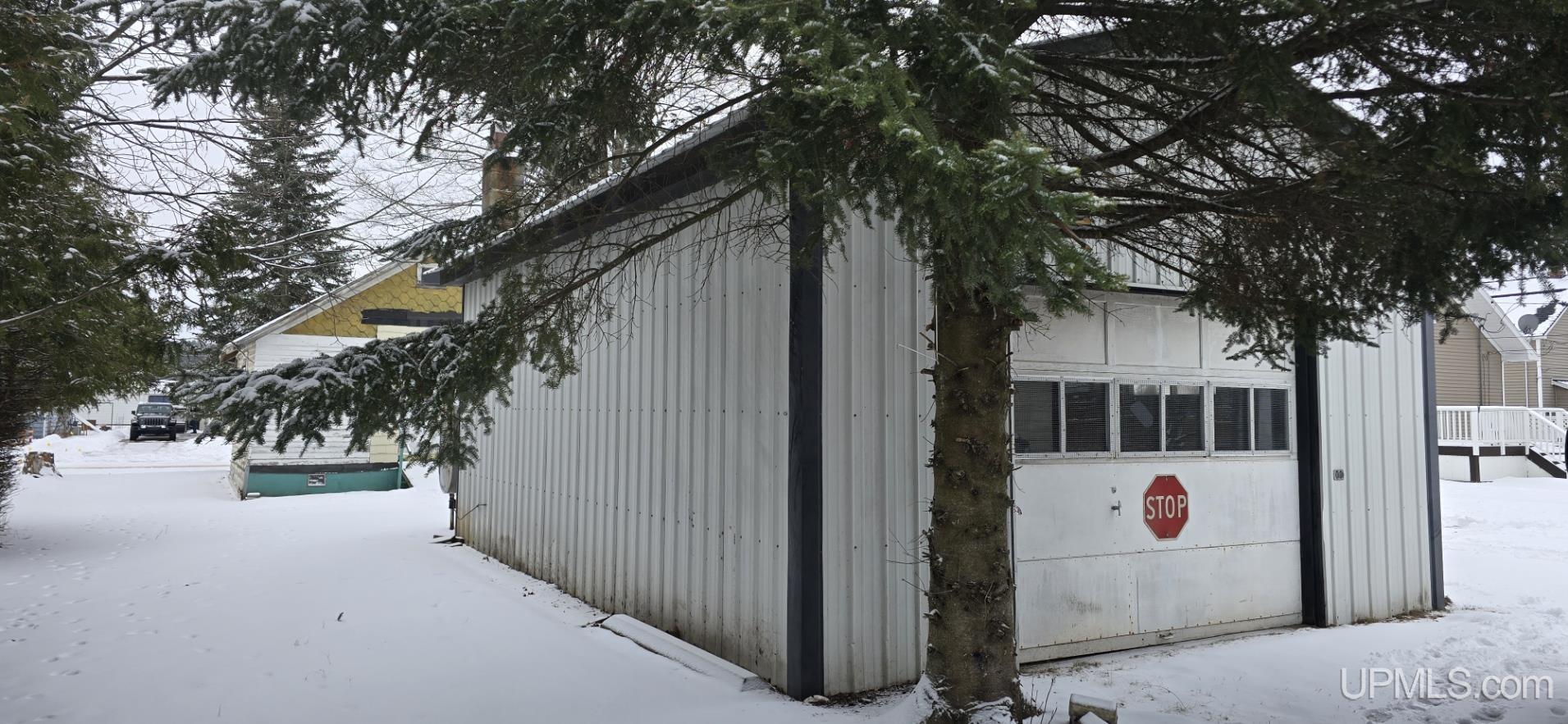 904 W A Street