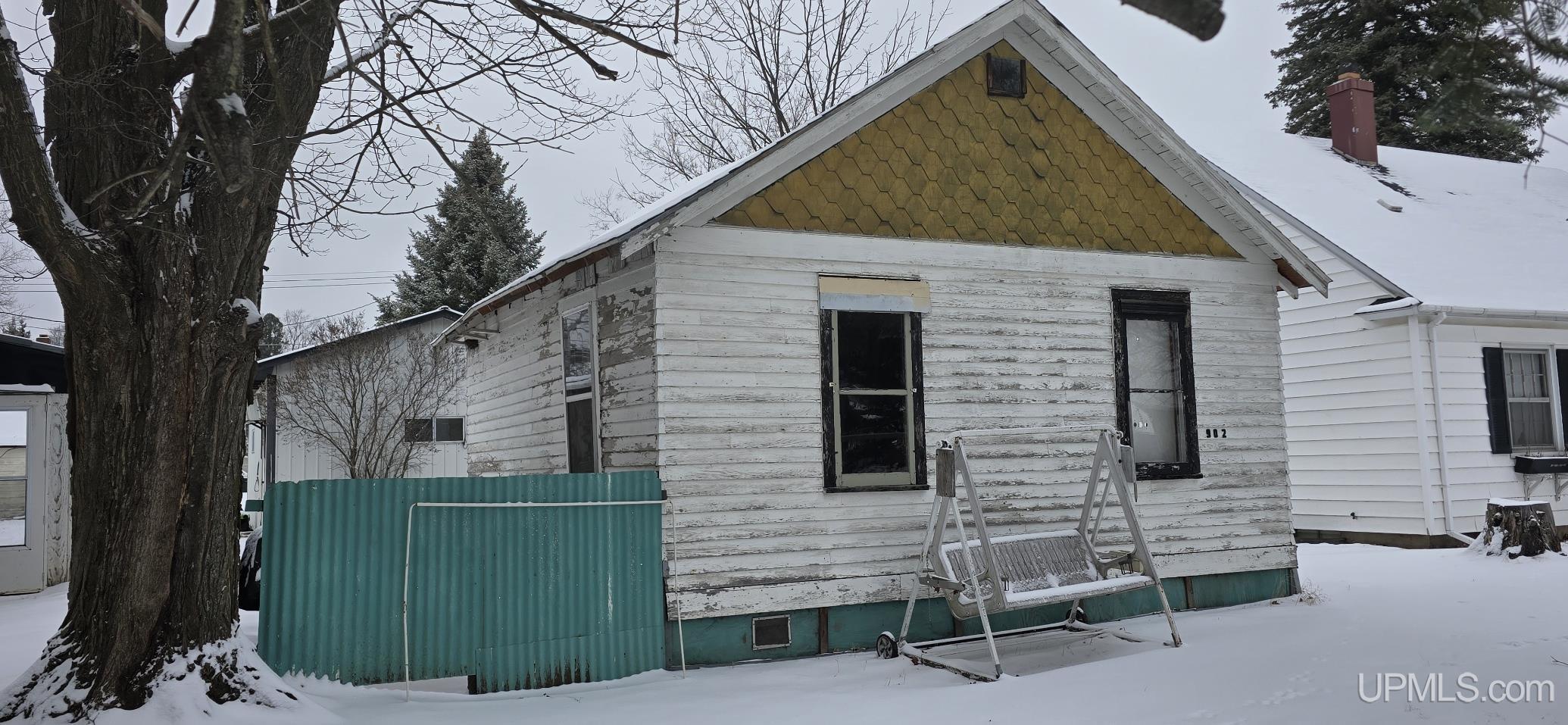 904 W A Street