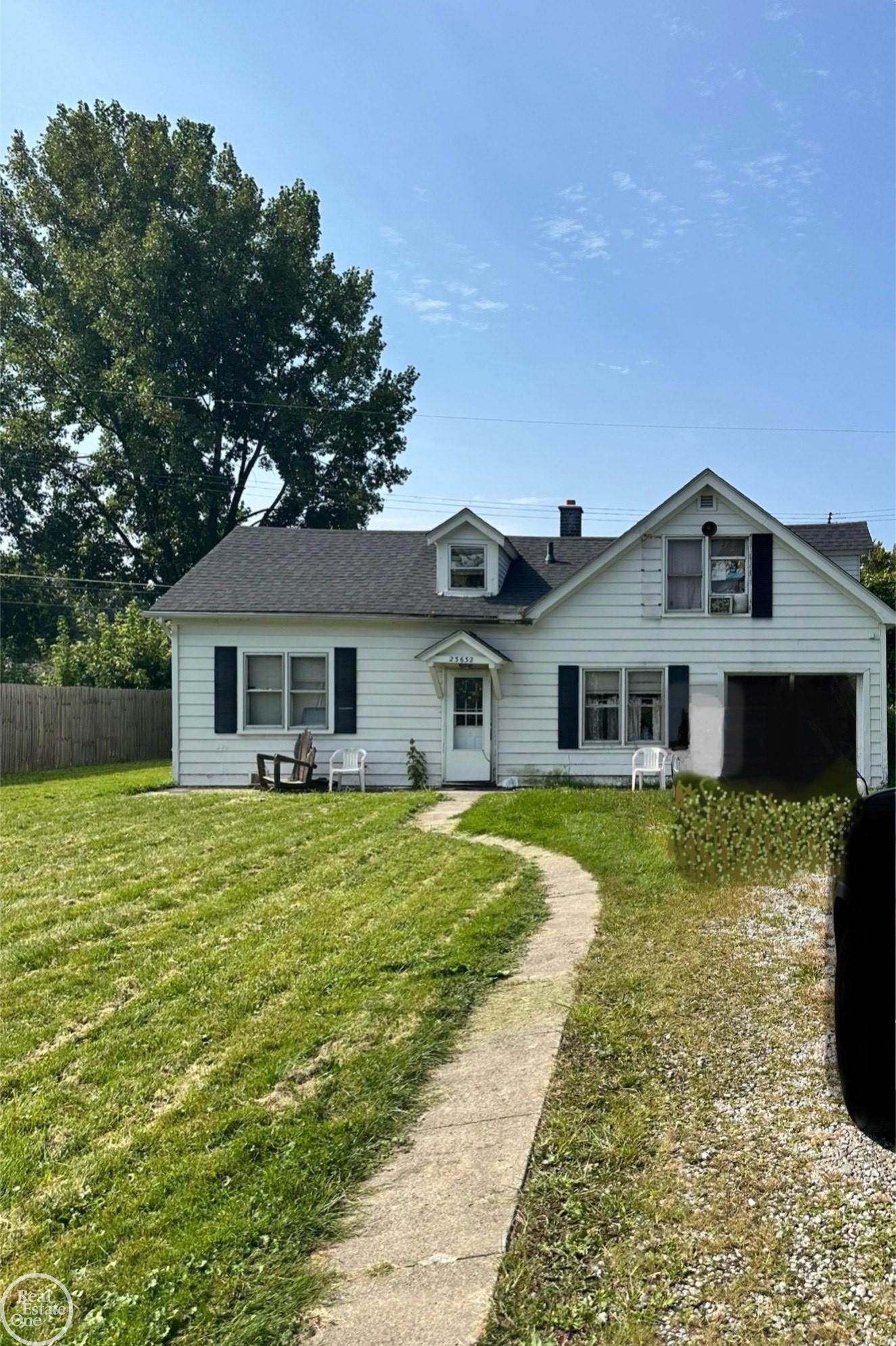 23632 JOY STREET, SAINT CLAIR SHORES, MI 48082