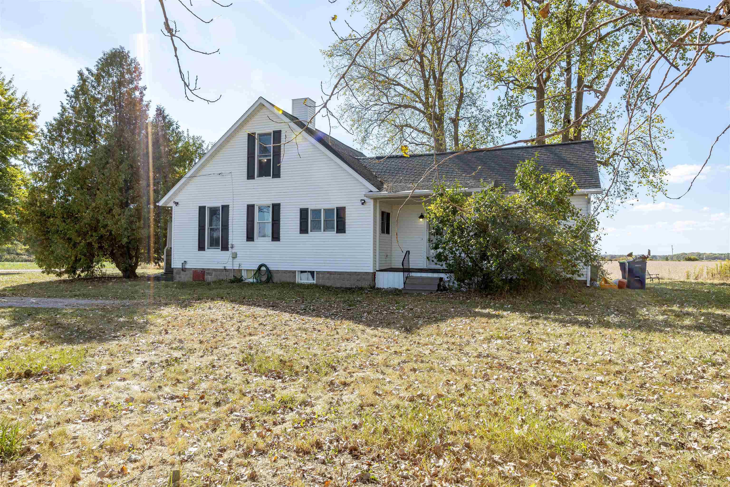 8770 PIERCE ROAD, FREELAND, MI 48623