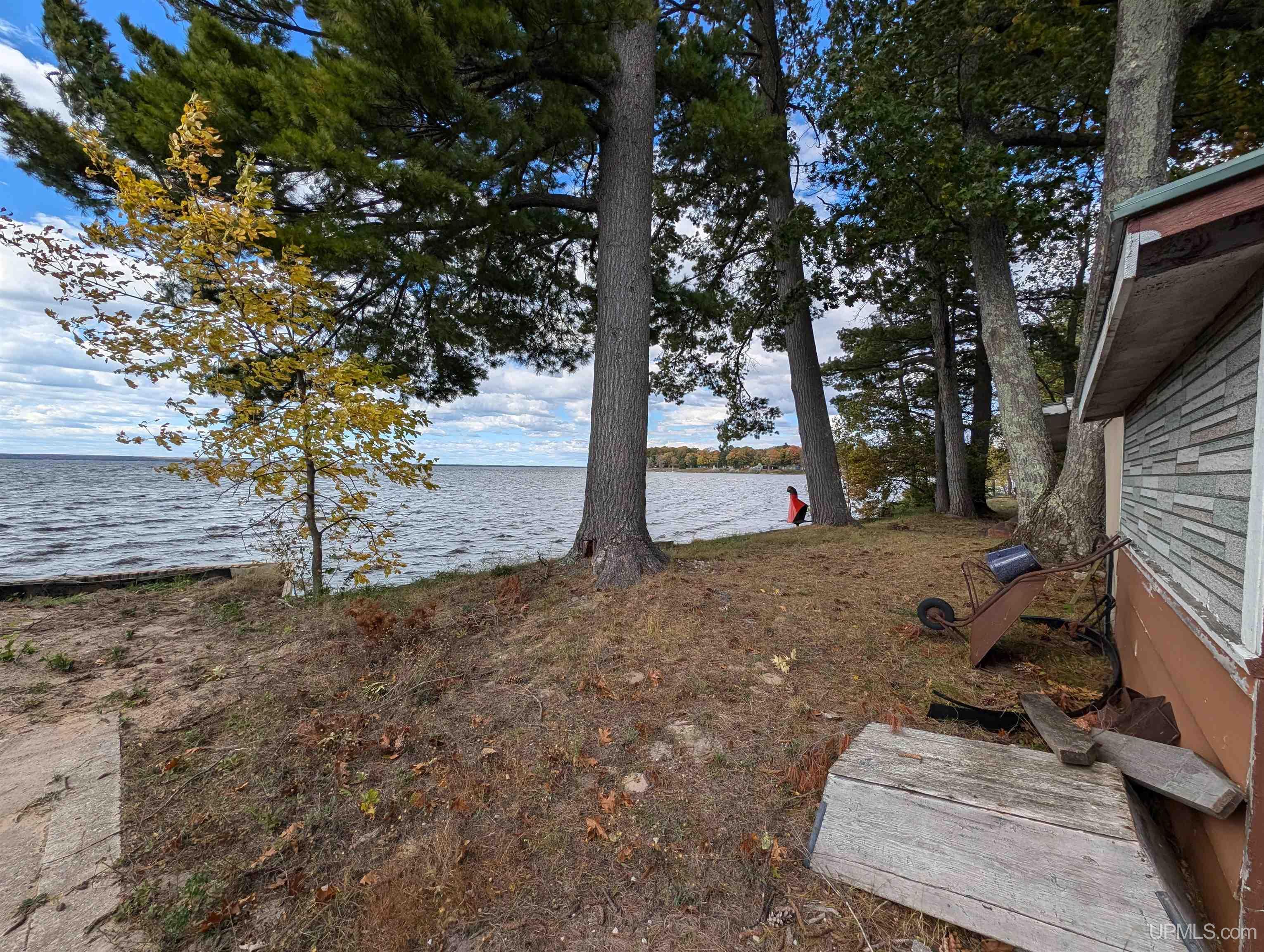 1007N Co Rd 440 Manistique, MI MLS50157638 Great Lakes and Land