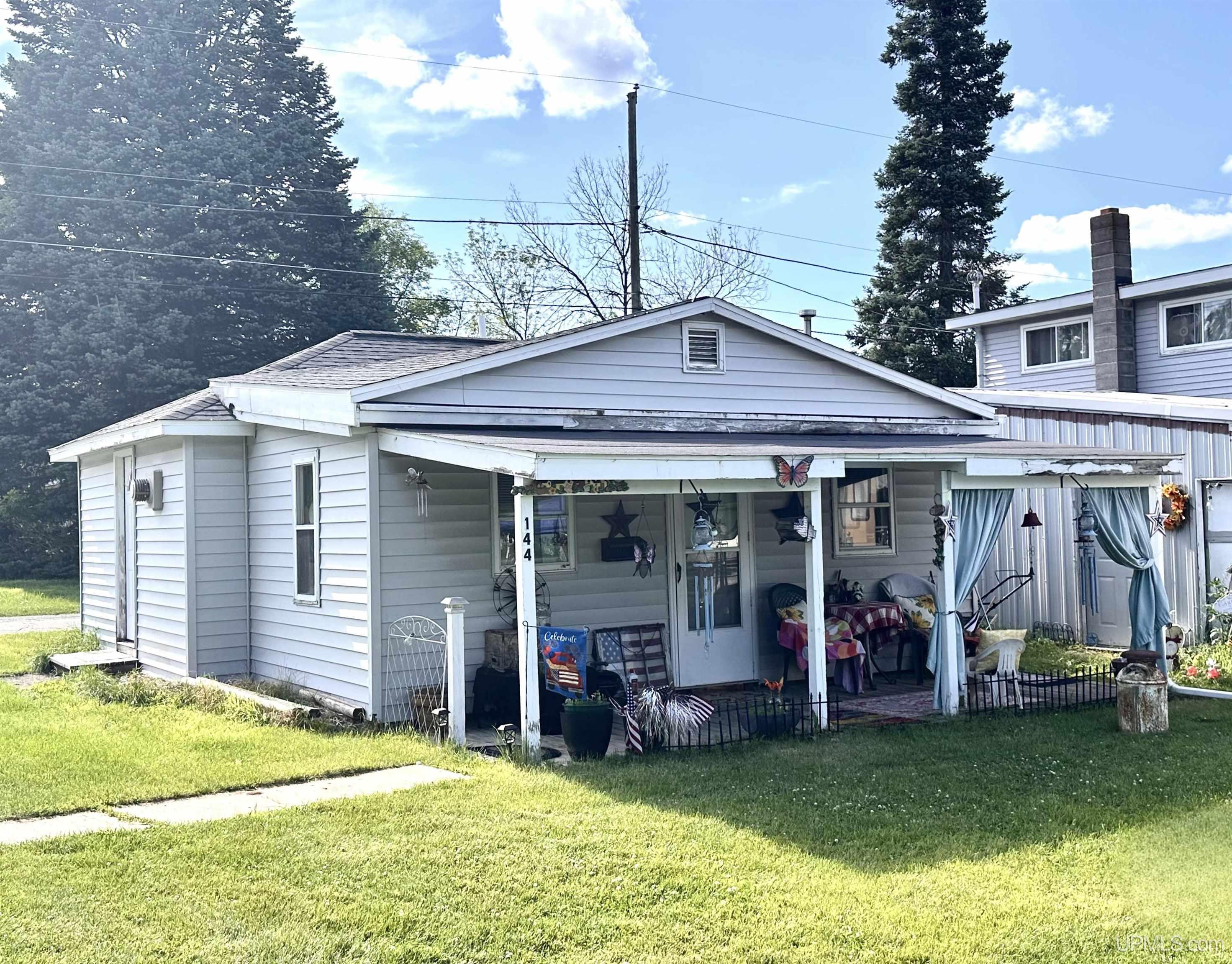 144 Case Street