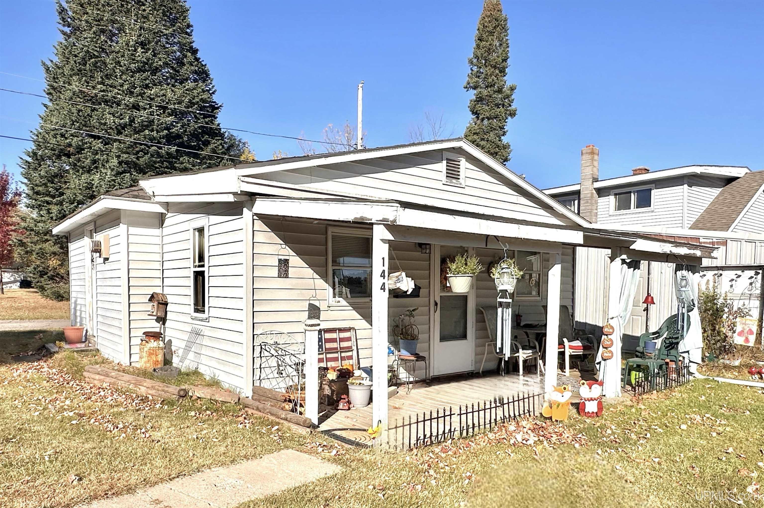 144 Case Street