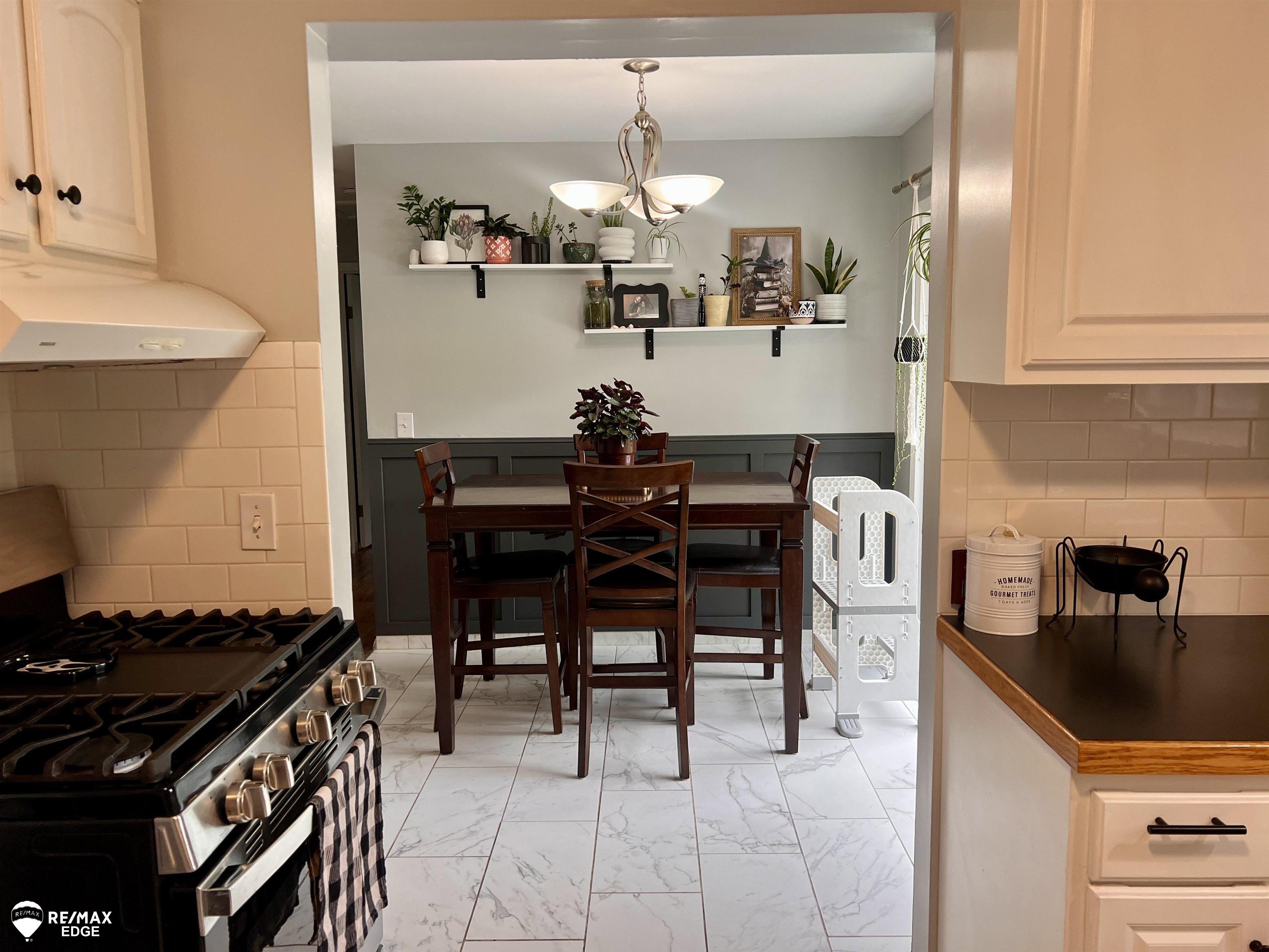 6238 ELRO, BURTON, MI 48509