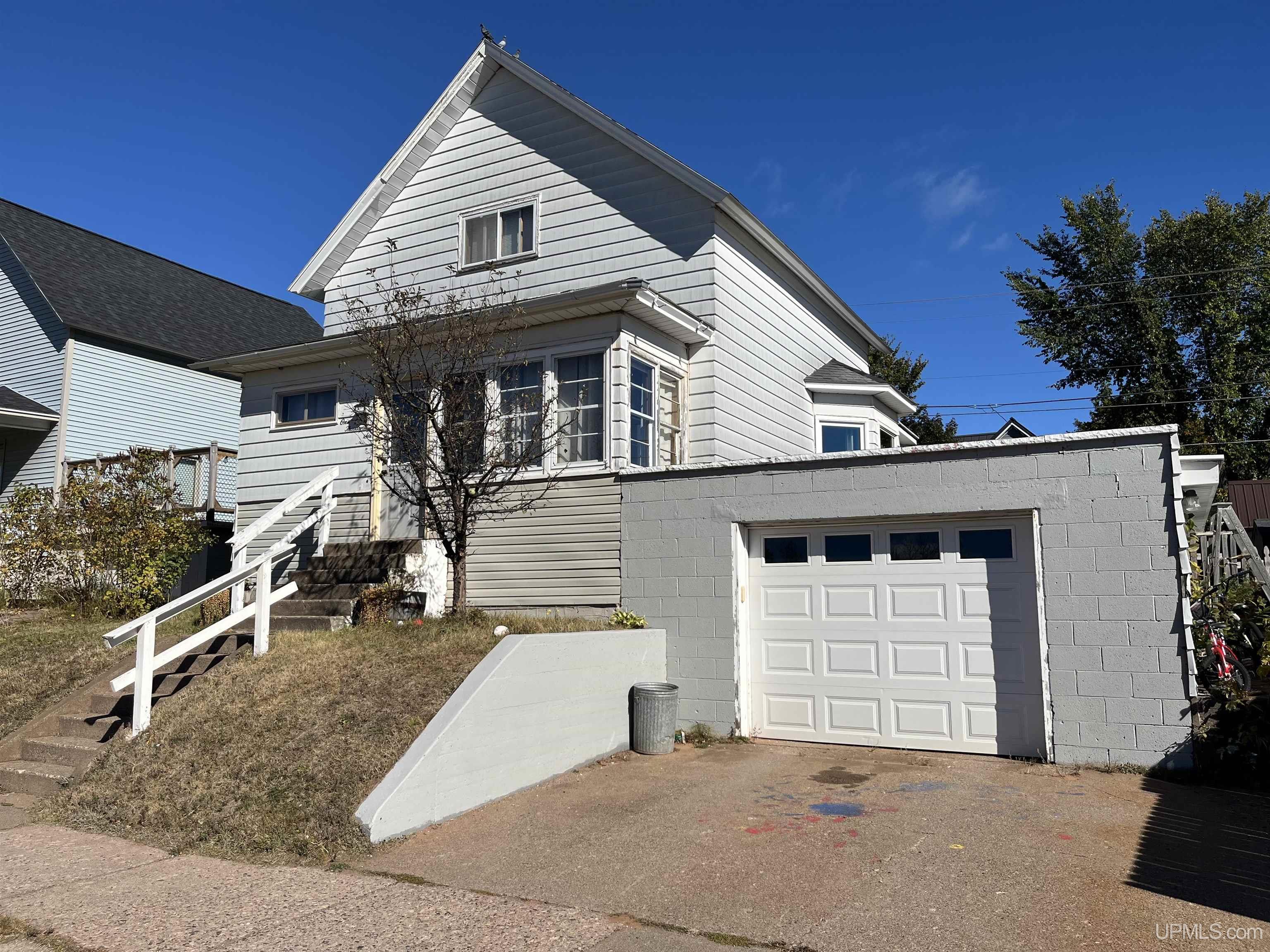 1006 N Second Ishpeming, MI 49849 MLS 50158599