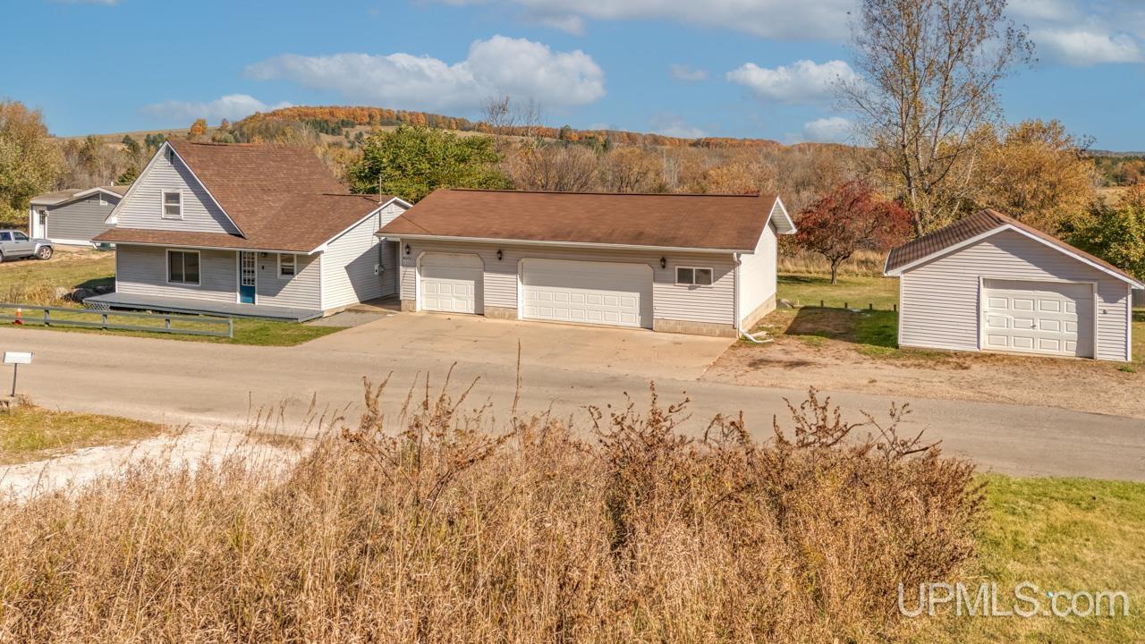 N2276 Pearney Norway, MI MLS50158735 Great Lakes and Land