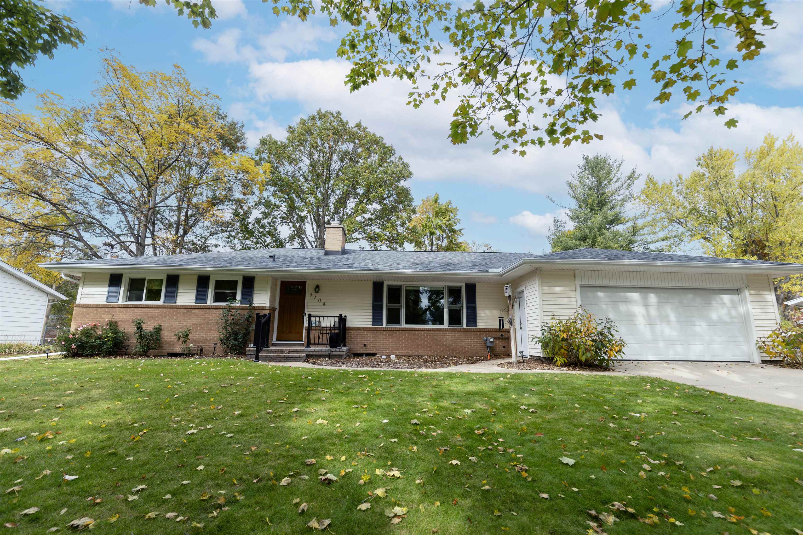 3104 St. Marys Drive, Midland, MI 48640 MLS 50159150