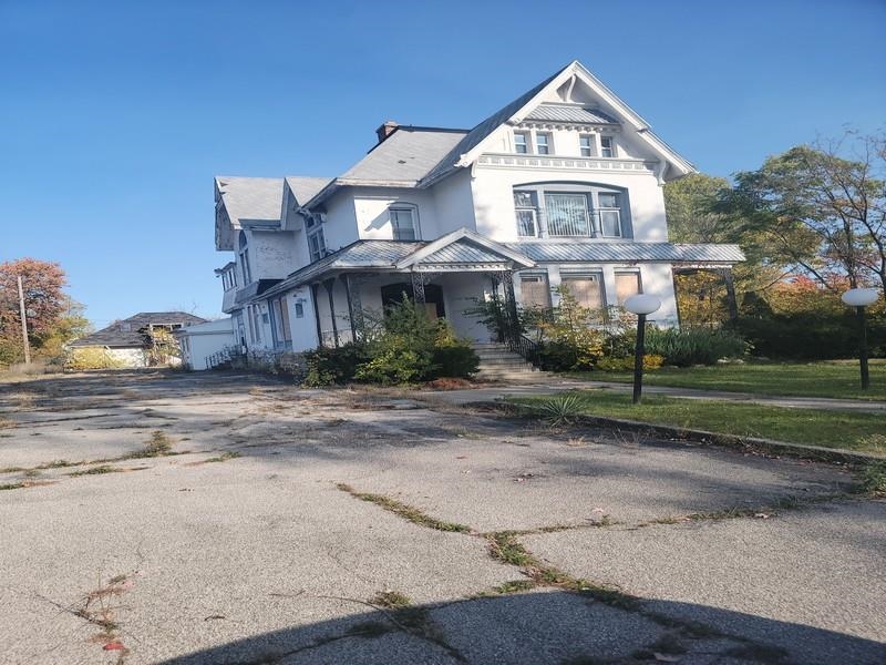 1026 E GENESSEE, SAGINAW, MI 48607