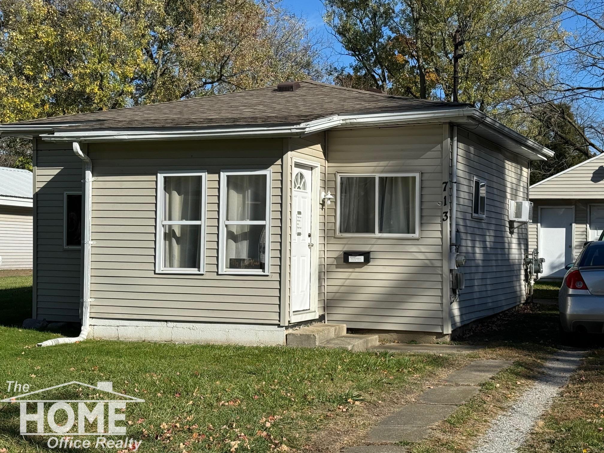 713 WRIGHT, OWOSSO, MI 48867