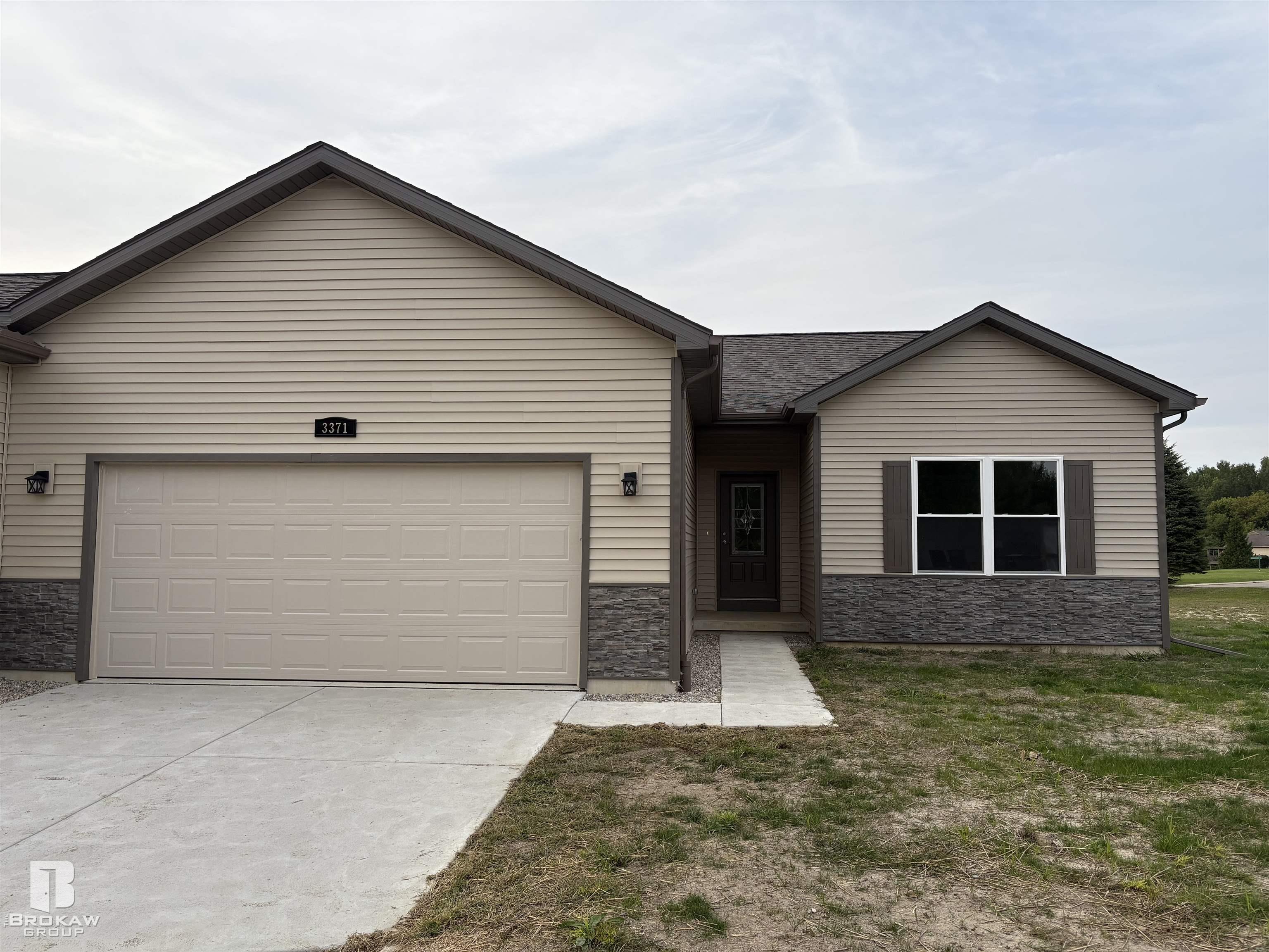 Homes for sale in Richfield Township Genesee, MI | 3371 Meadowridge Ct, Richfield Township Genesee, MI 48423 | MLS# 58050160321