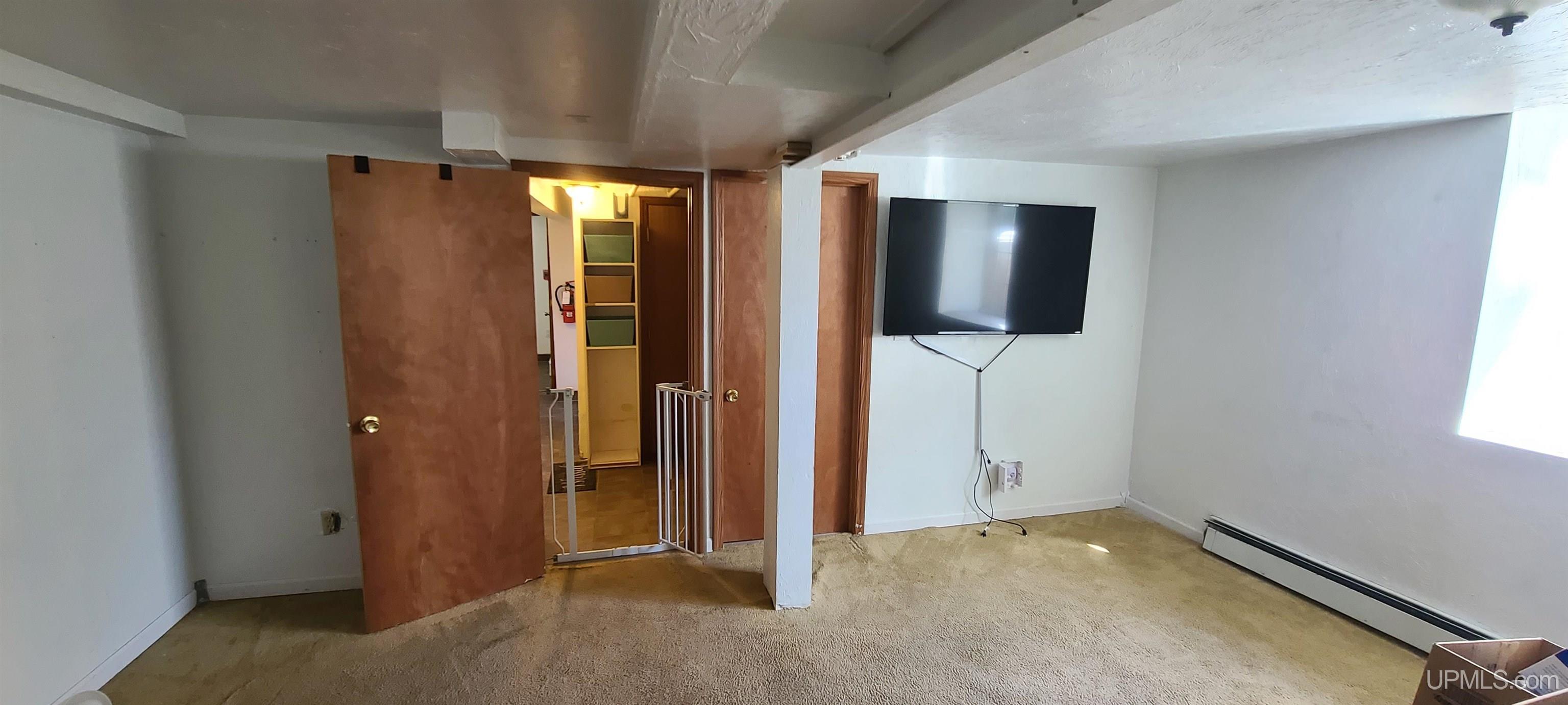 110 W E Street