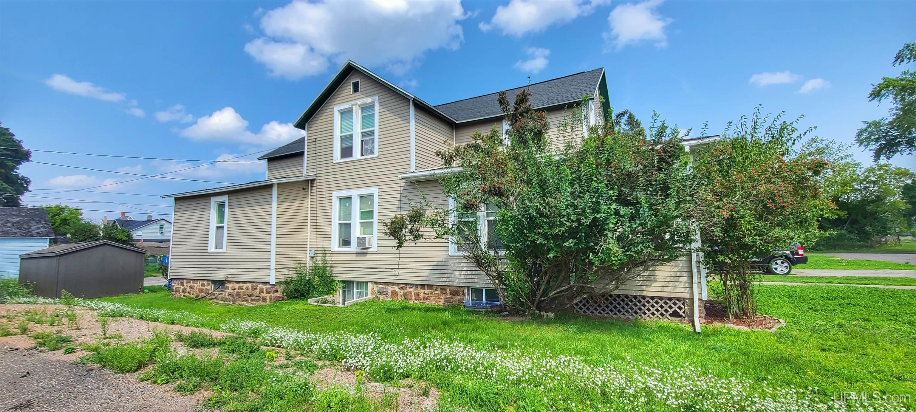 110 W E Street