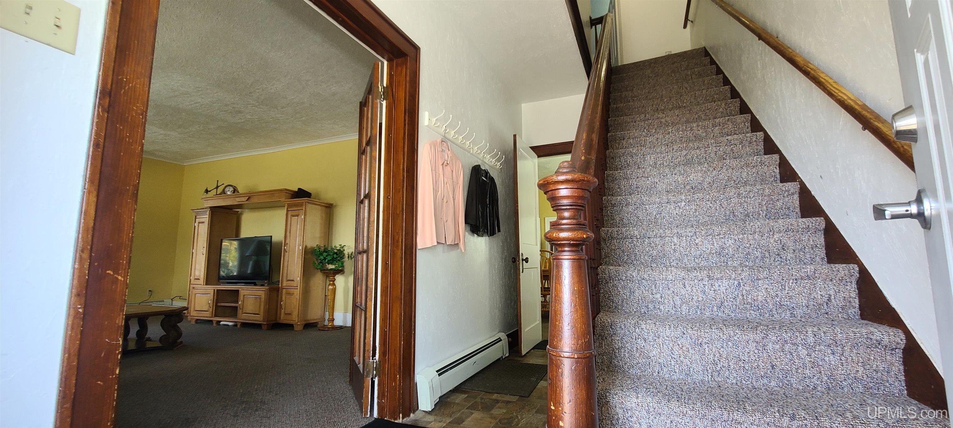 110 W E Street