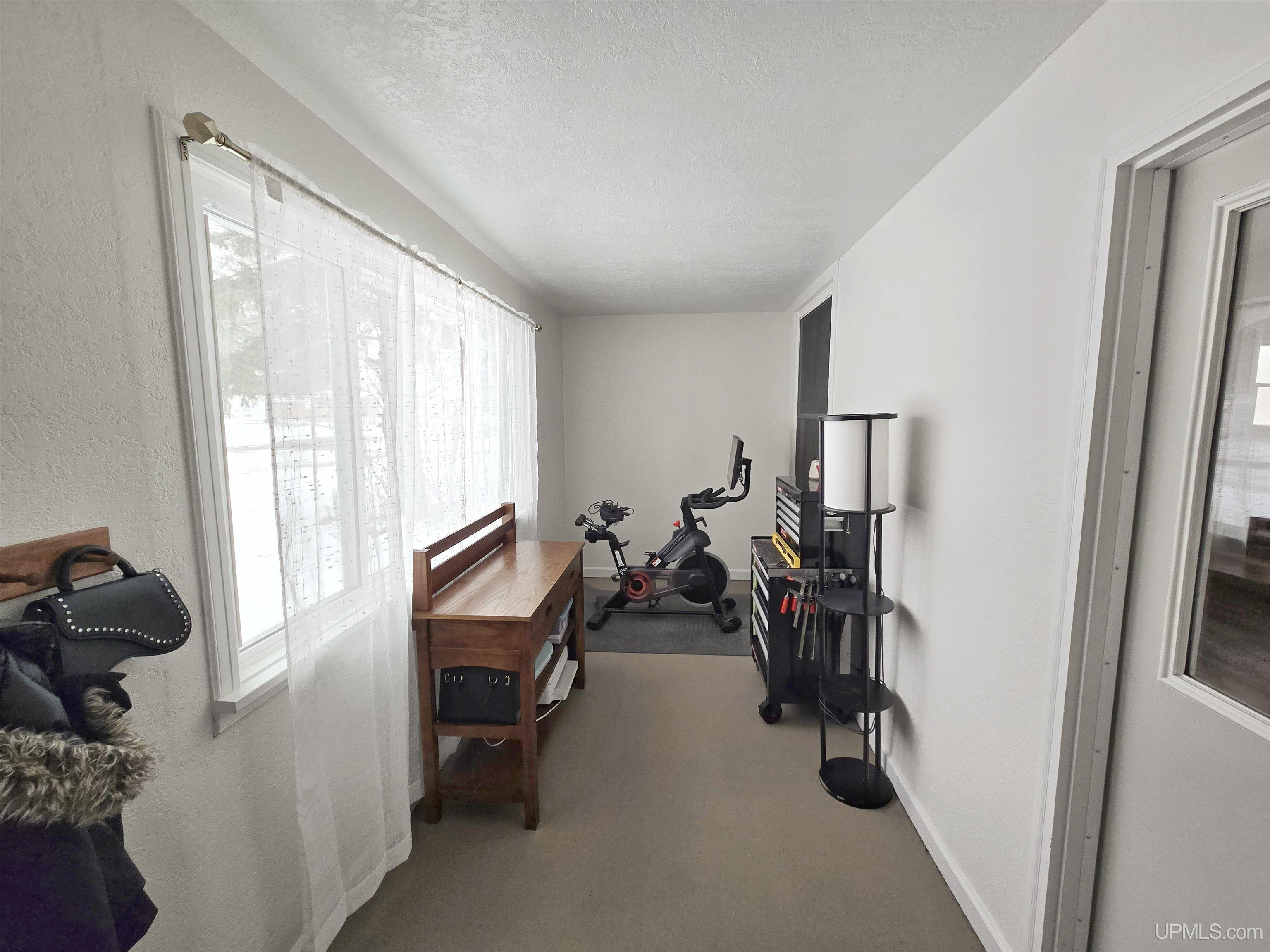 606 Walnut Street