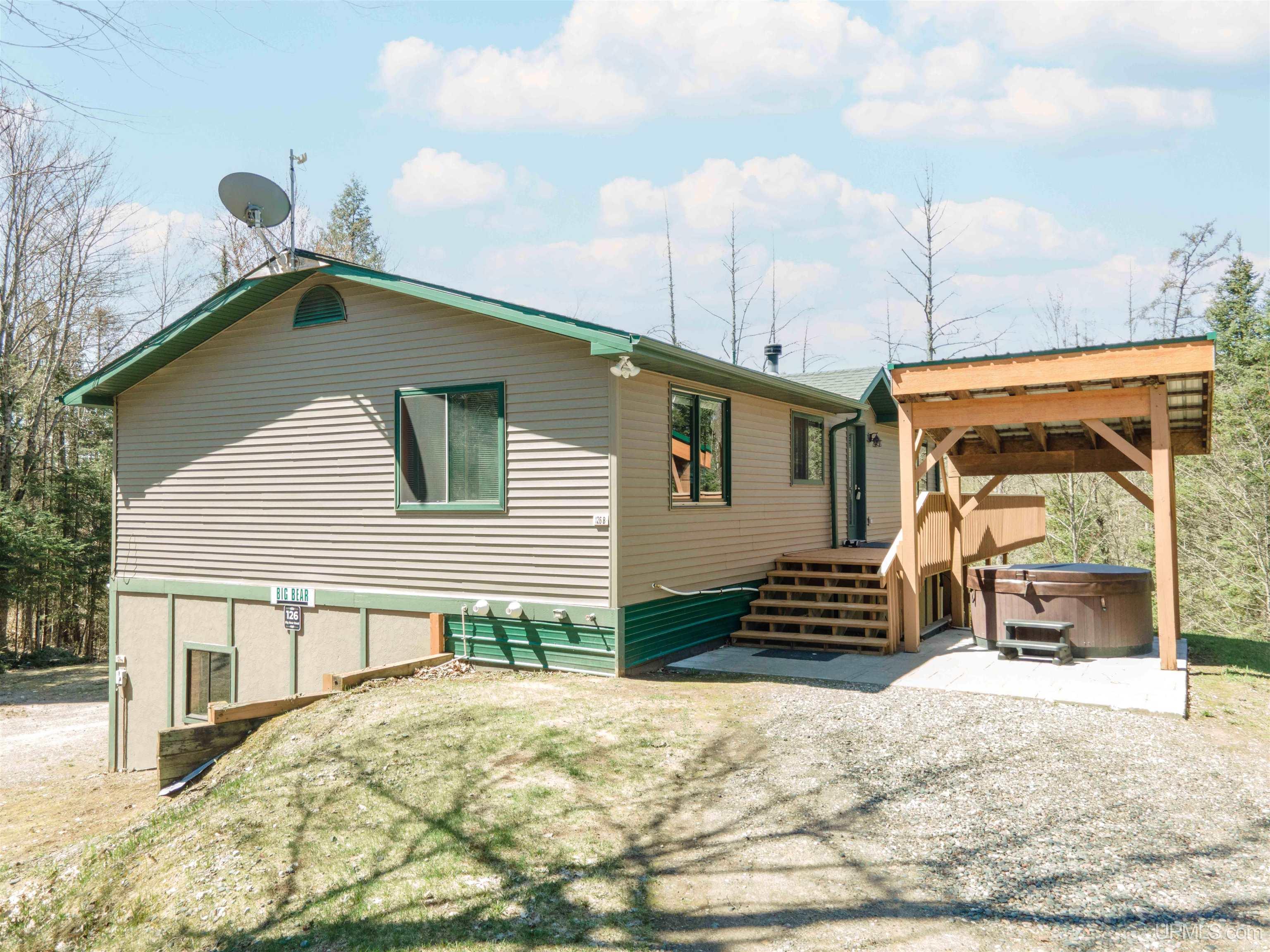 126 Big Bear Road UNIT 2, Iron River, MI, 49935-7862