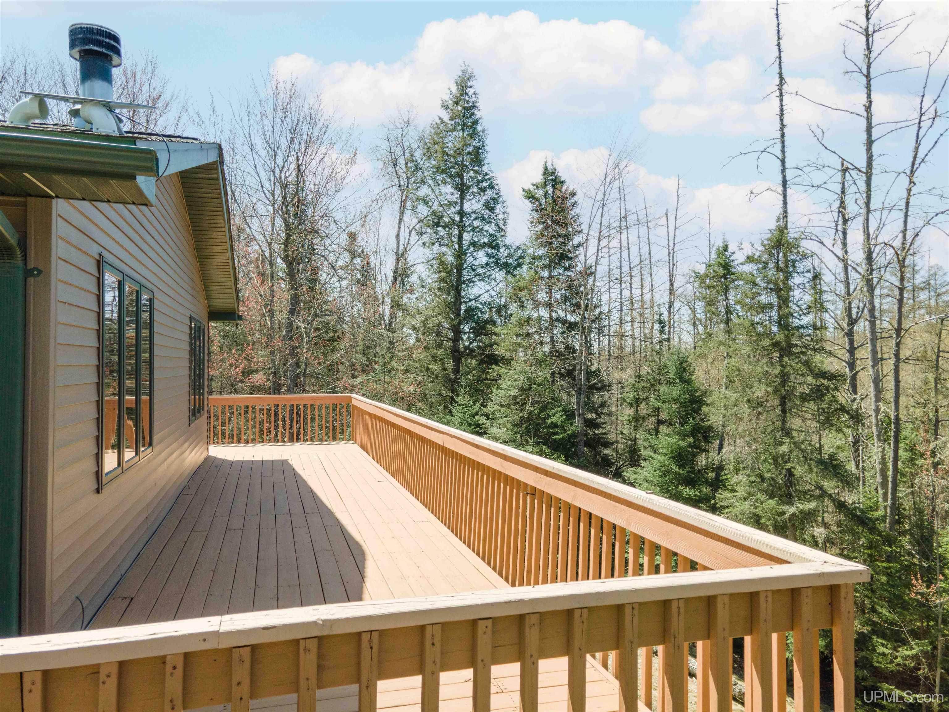 126 Big Bear Road UNIT 2, Iron River, MI, 49935-7862