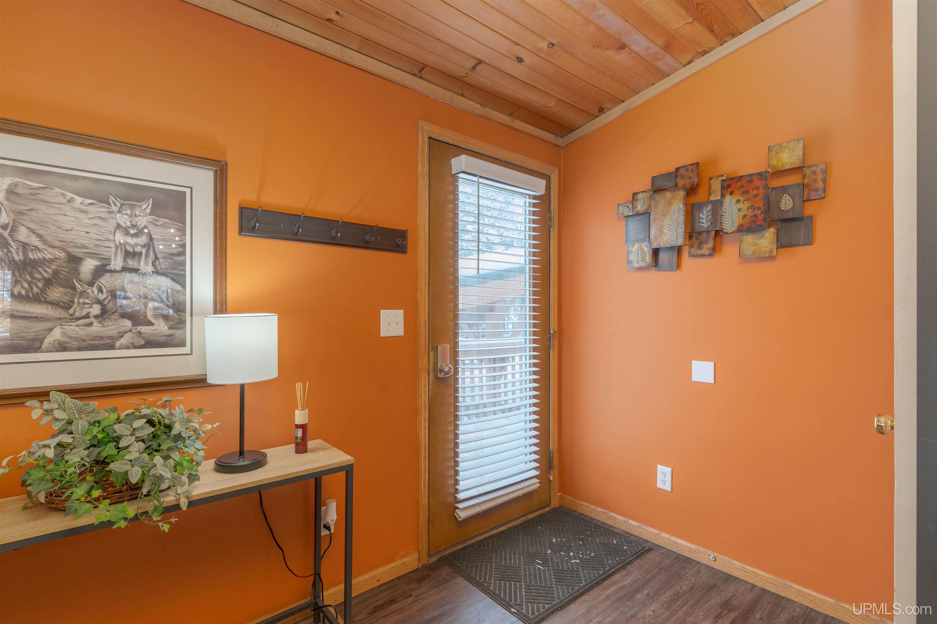 126 Big Bear Road UNIT 2, Iron River, MI, 49935-7862