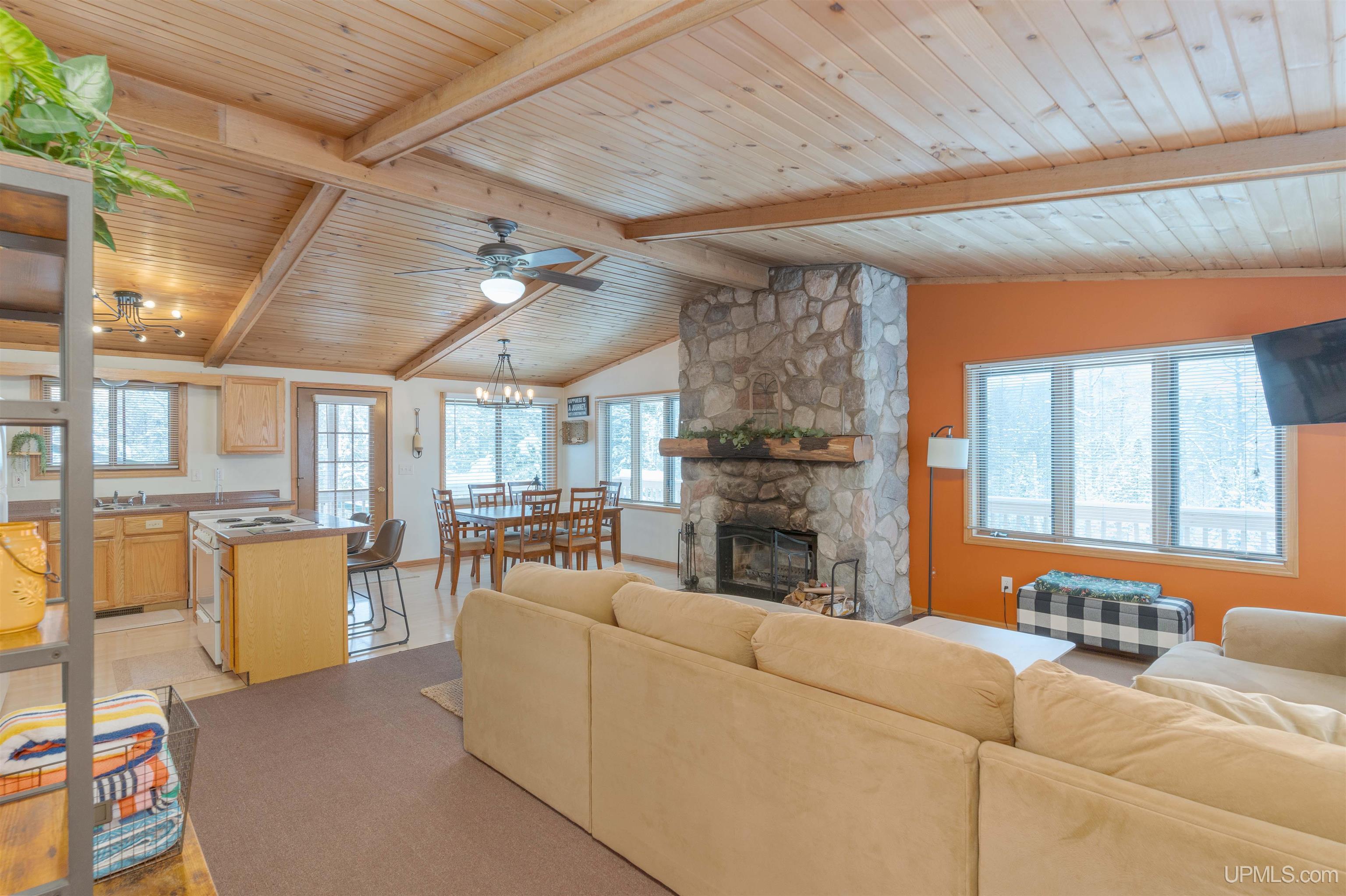 126 Big Bear Road UNIT 2, Iron River, MI, 49935-7862