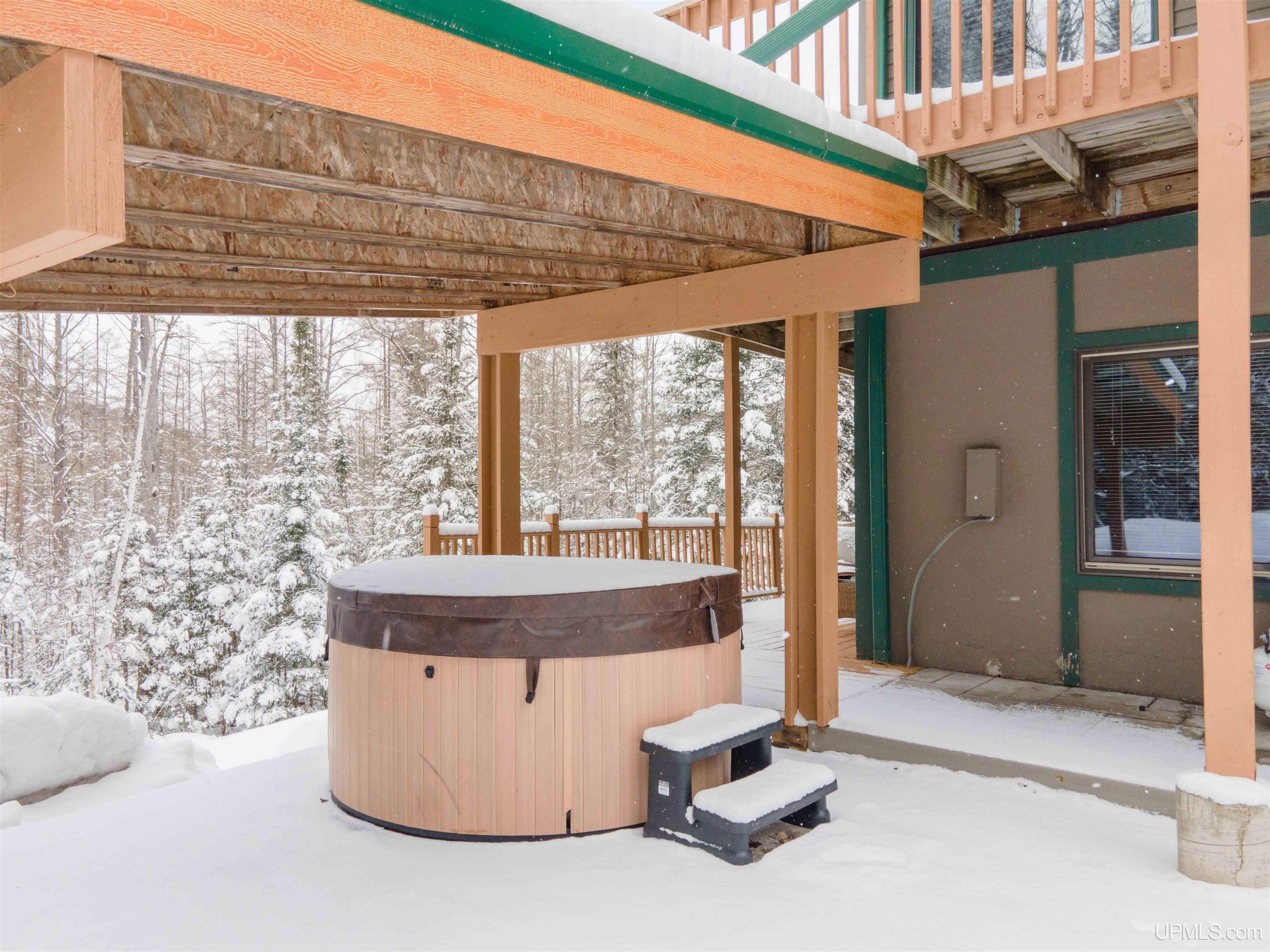 126 Big Bear Road UNIT 2, Iron River, MI, 49935-7862