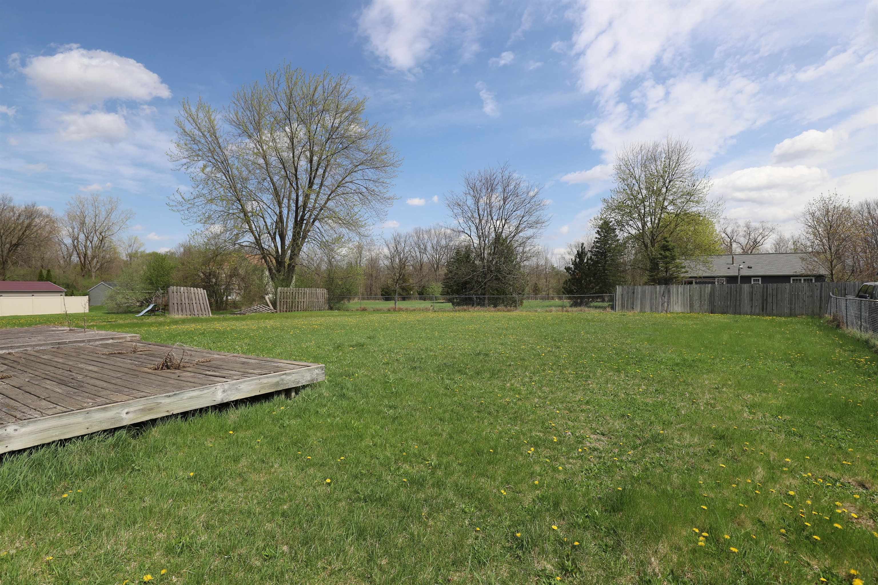 1206 River Forest, Flint Twp, MI 48532 Photo