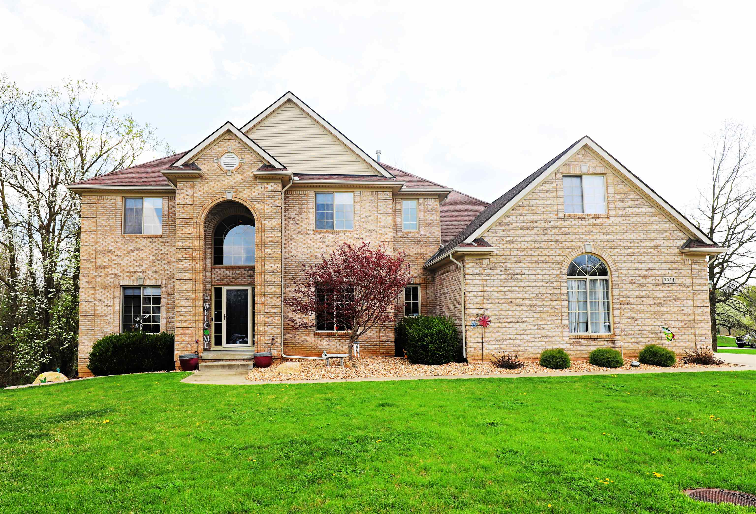 2214 Village Woods, Grand Blanc Twp, MI 48439 Main Photo