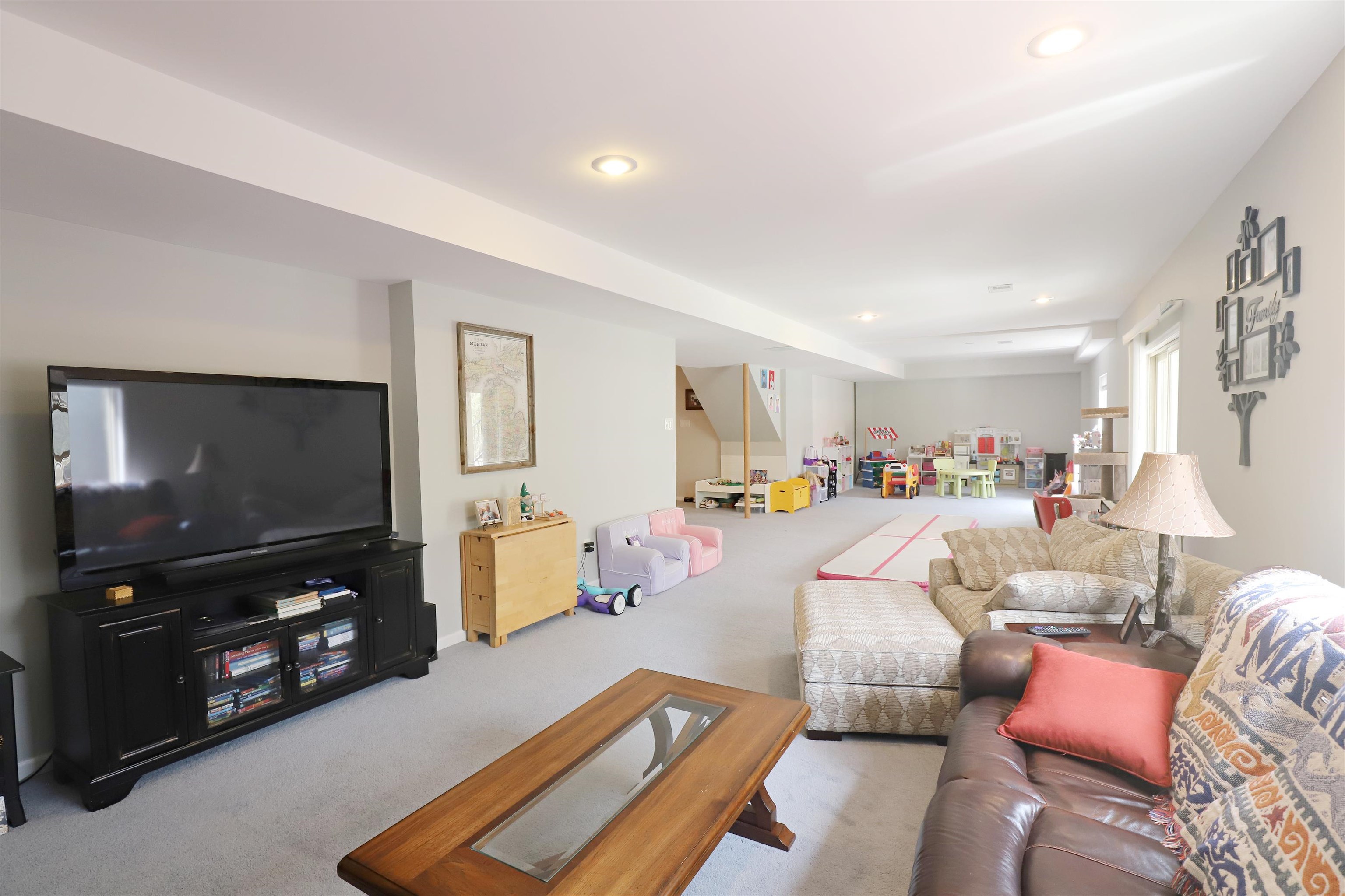 2214 Village Woods, Grand Blanc Twp, MI 48439 Photo
