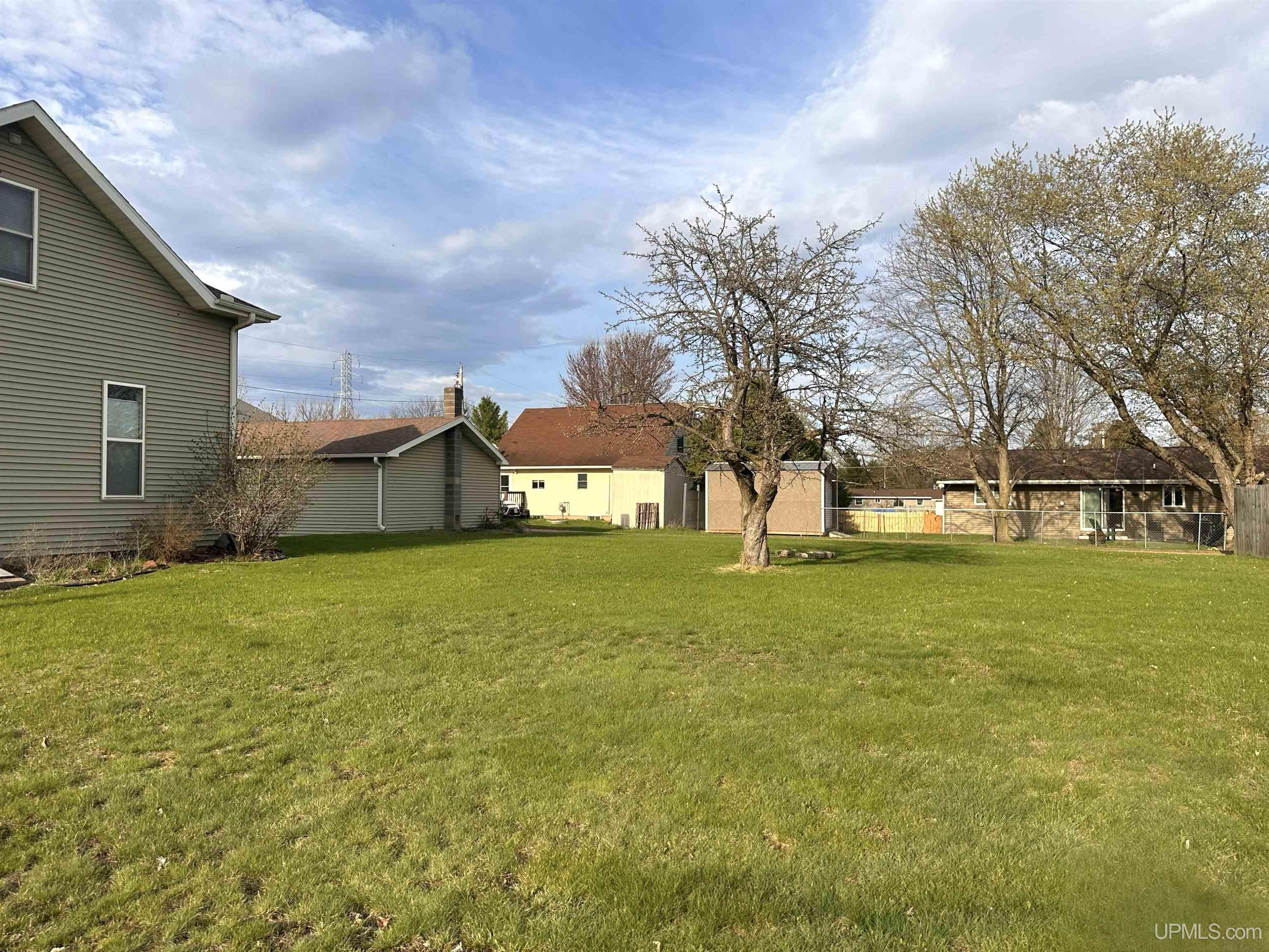 1038 Quinnesec Avenue