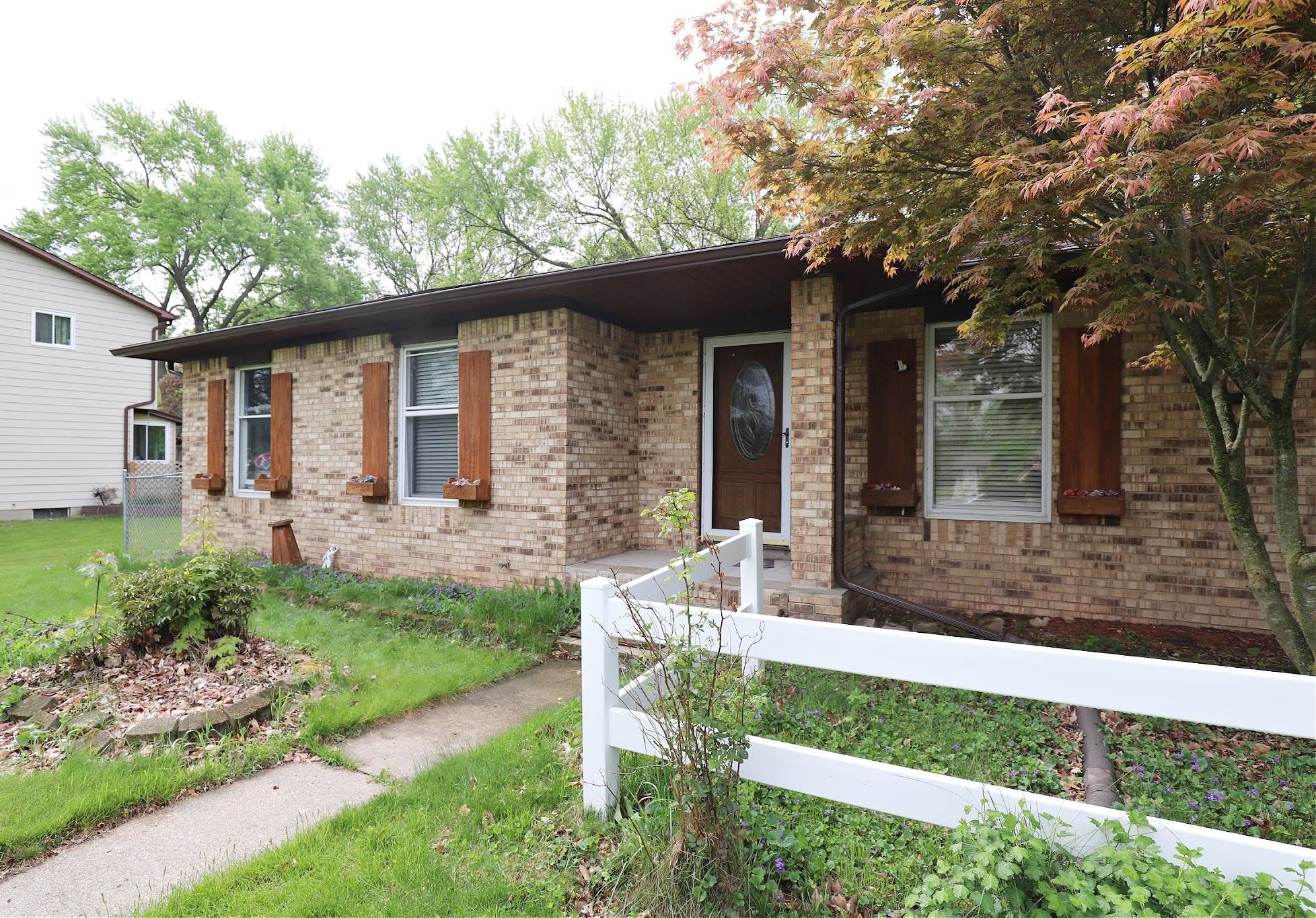 6452 Brian Circle, Burton, MI 48509 Photo