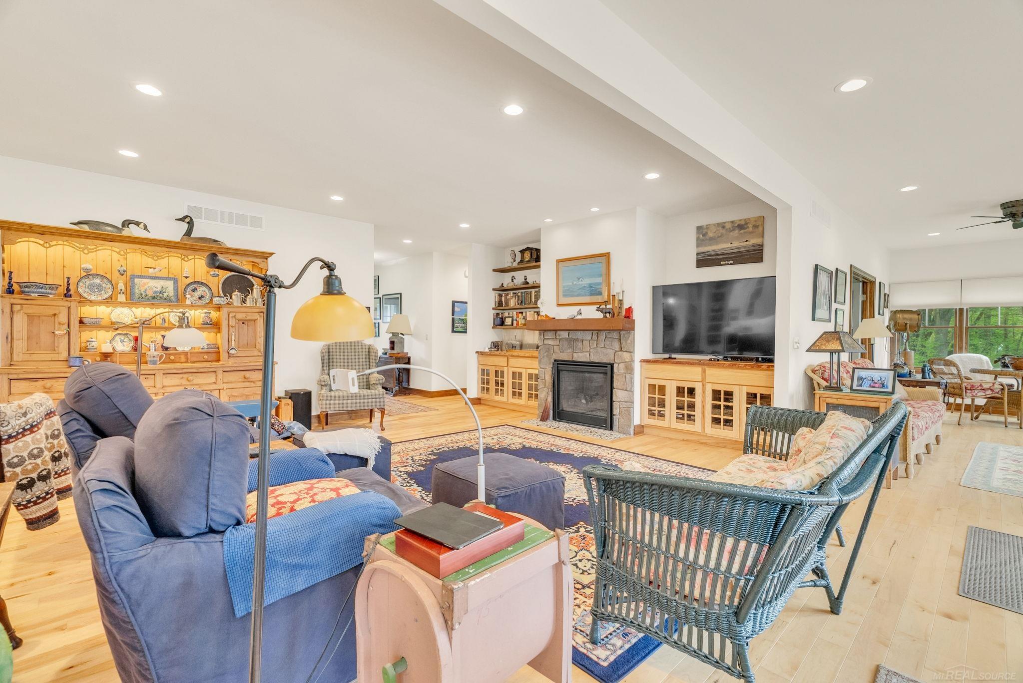 3905 Lakeshore Road, Lexington, MI, 48450