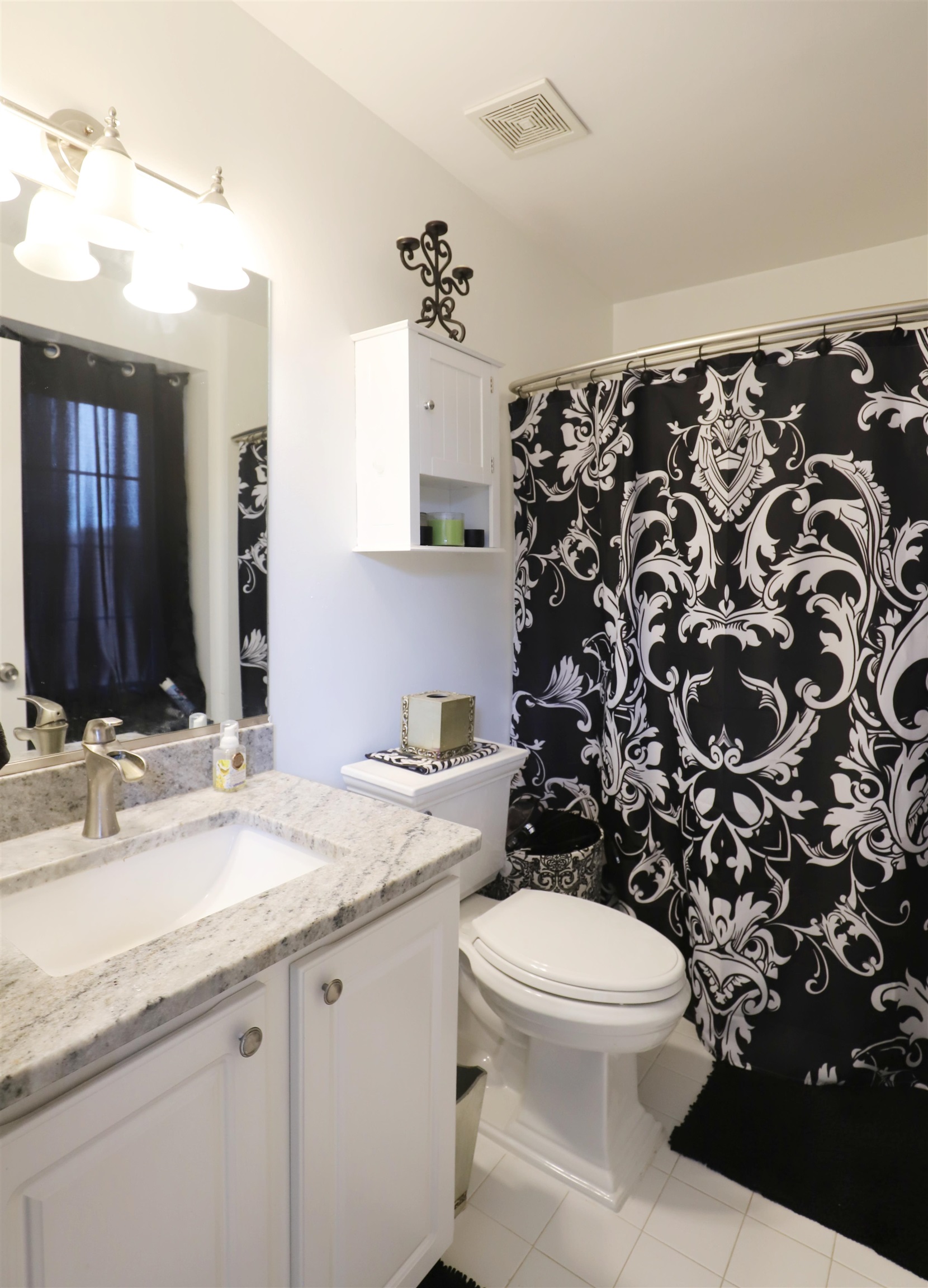 9881 King, Springfield Twp, MI 48350 Photo