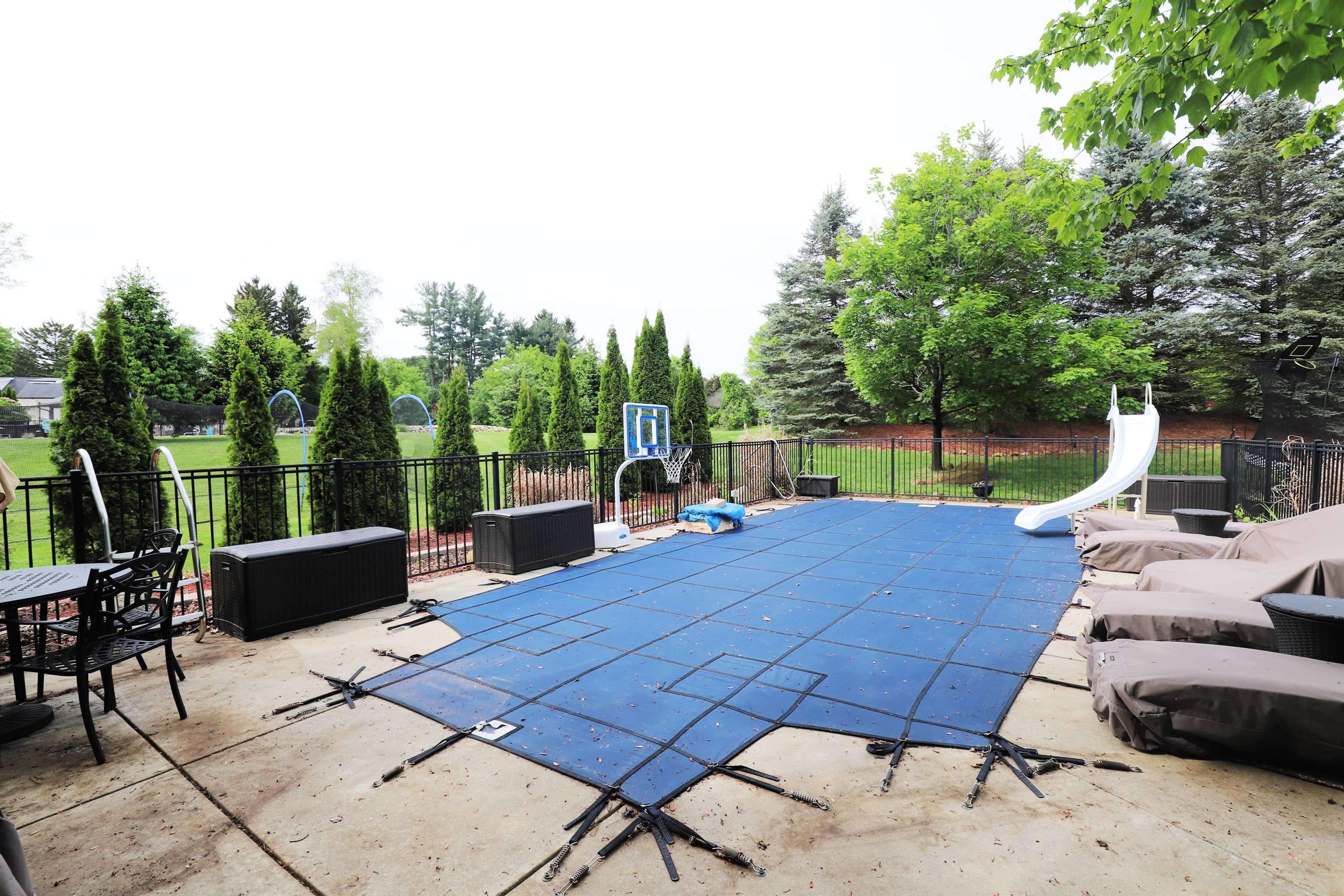 9881 King, Springfield Twp, MI 48350 Photo