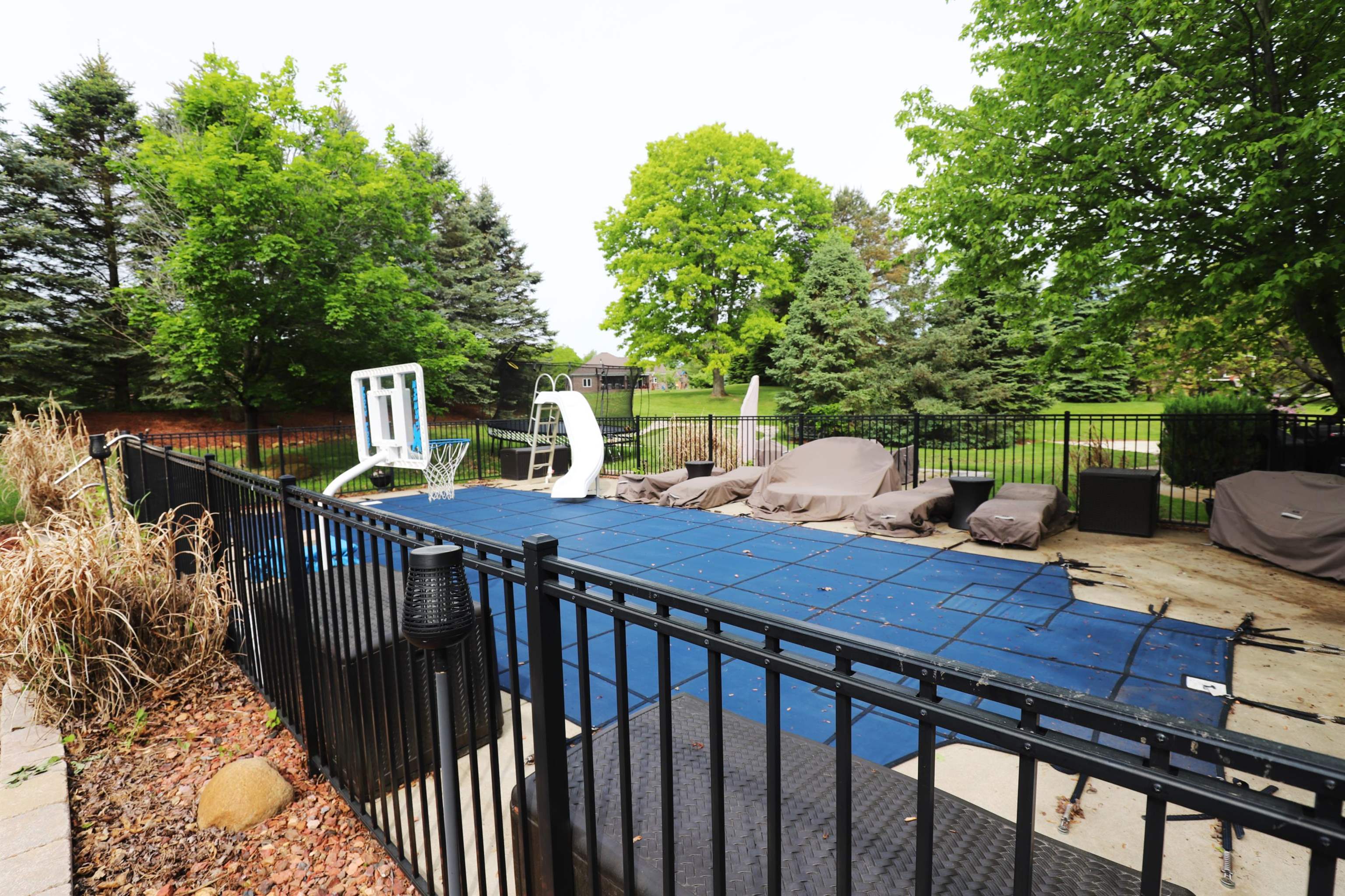 9881 King, Springfield Twp, MI 48350 Photo