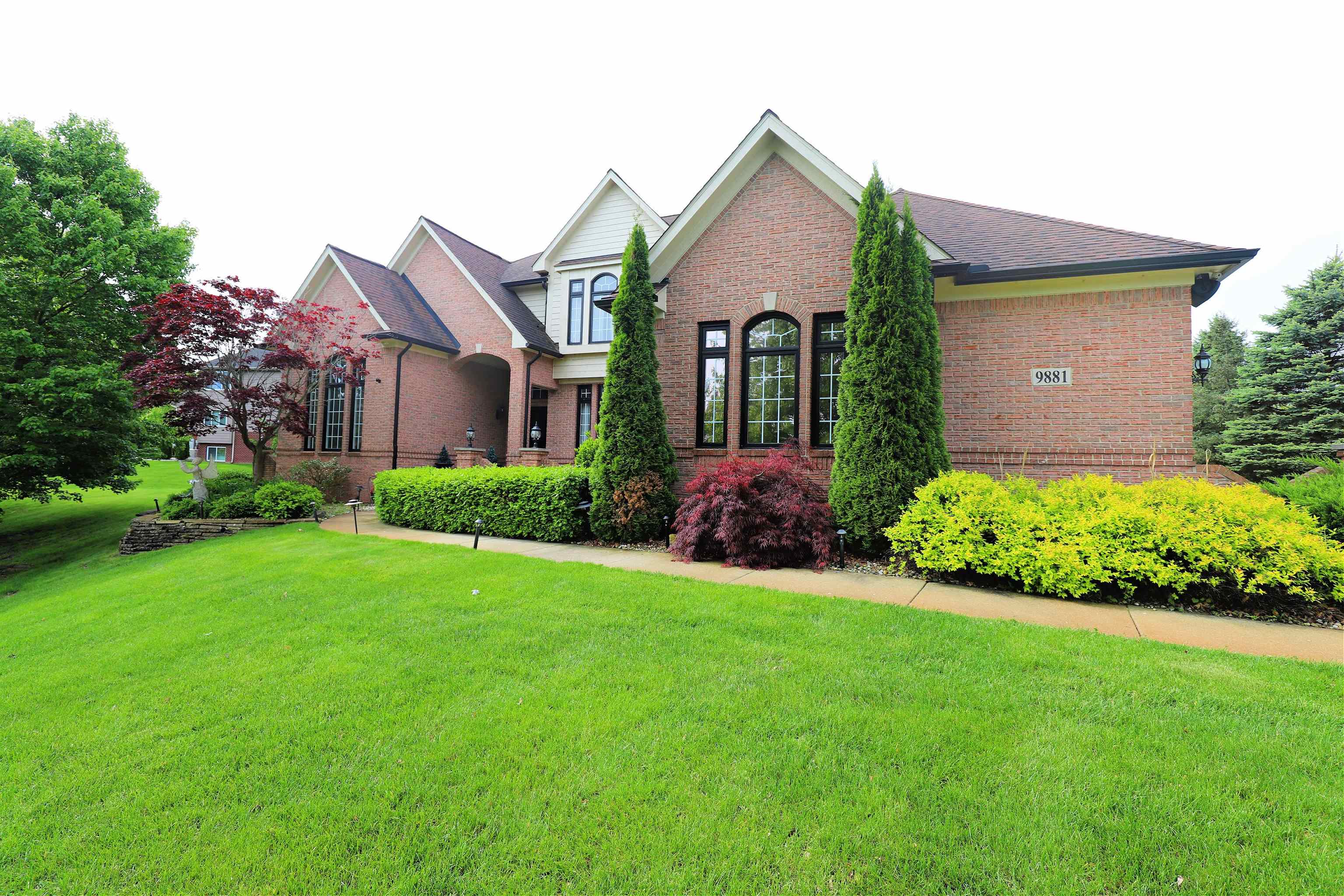 9881 King, Springfield Twp, MI 48350 Photo