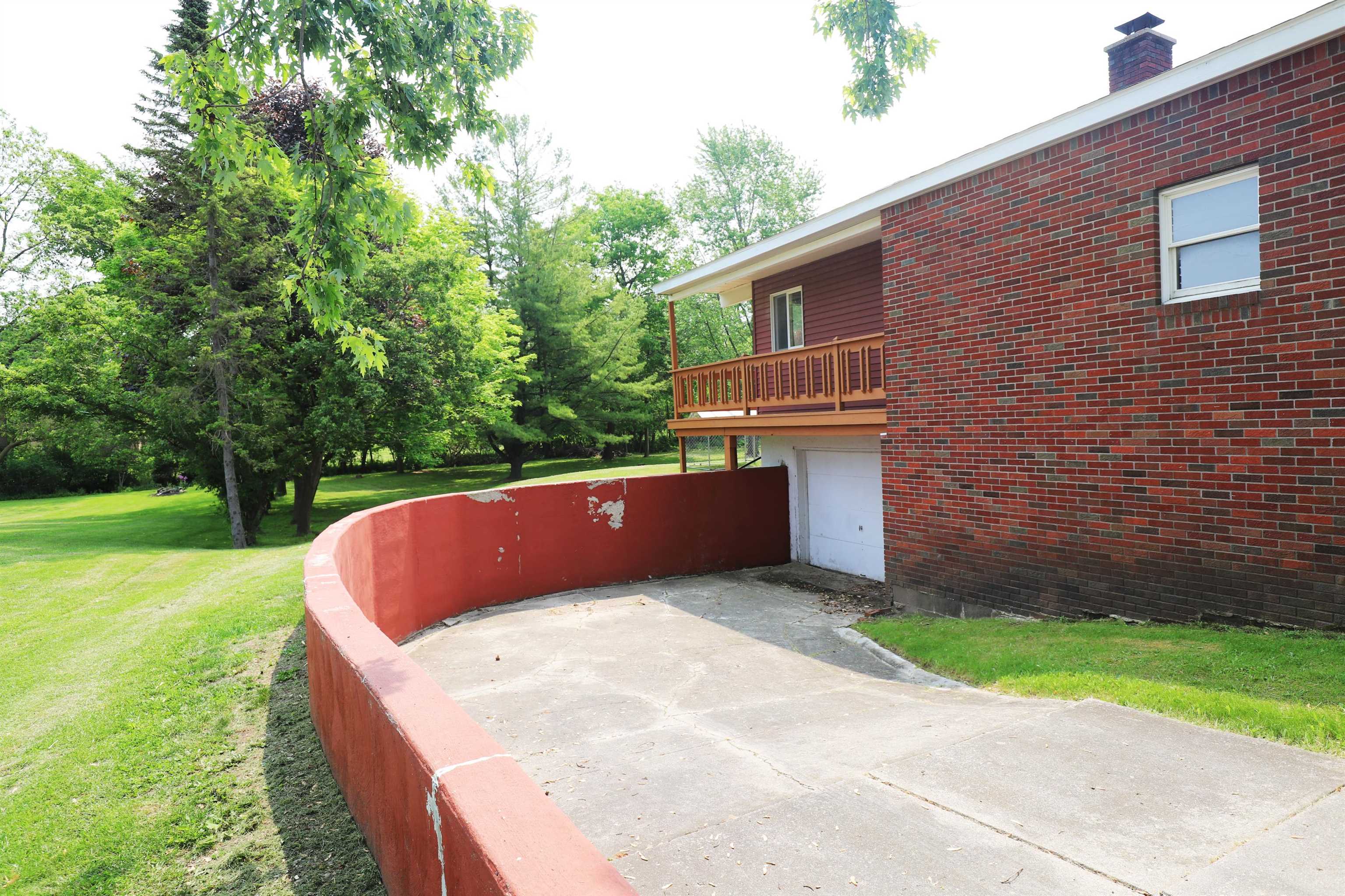 2524 N McKinley, Clayton Twp, MI 48433 Photo