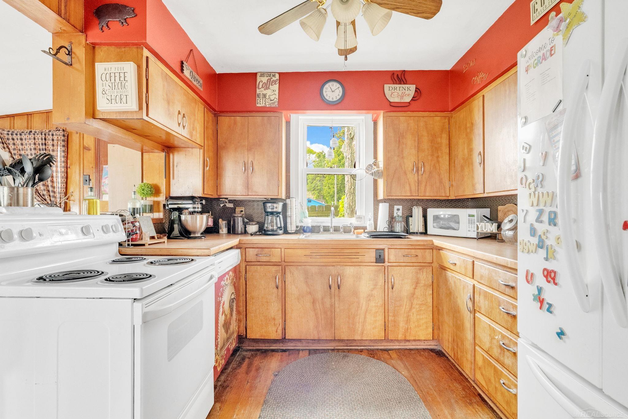 8941 & 8943 Lakeshore Road, Lexington, MI, 48450