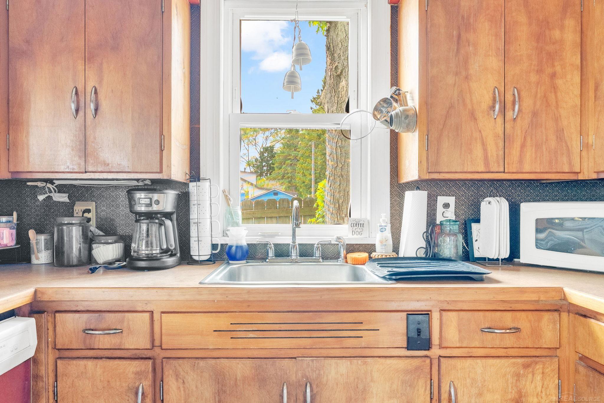 8941 & 8943 Lakeshore Road, Lexington, MI, 48450