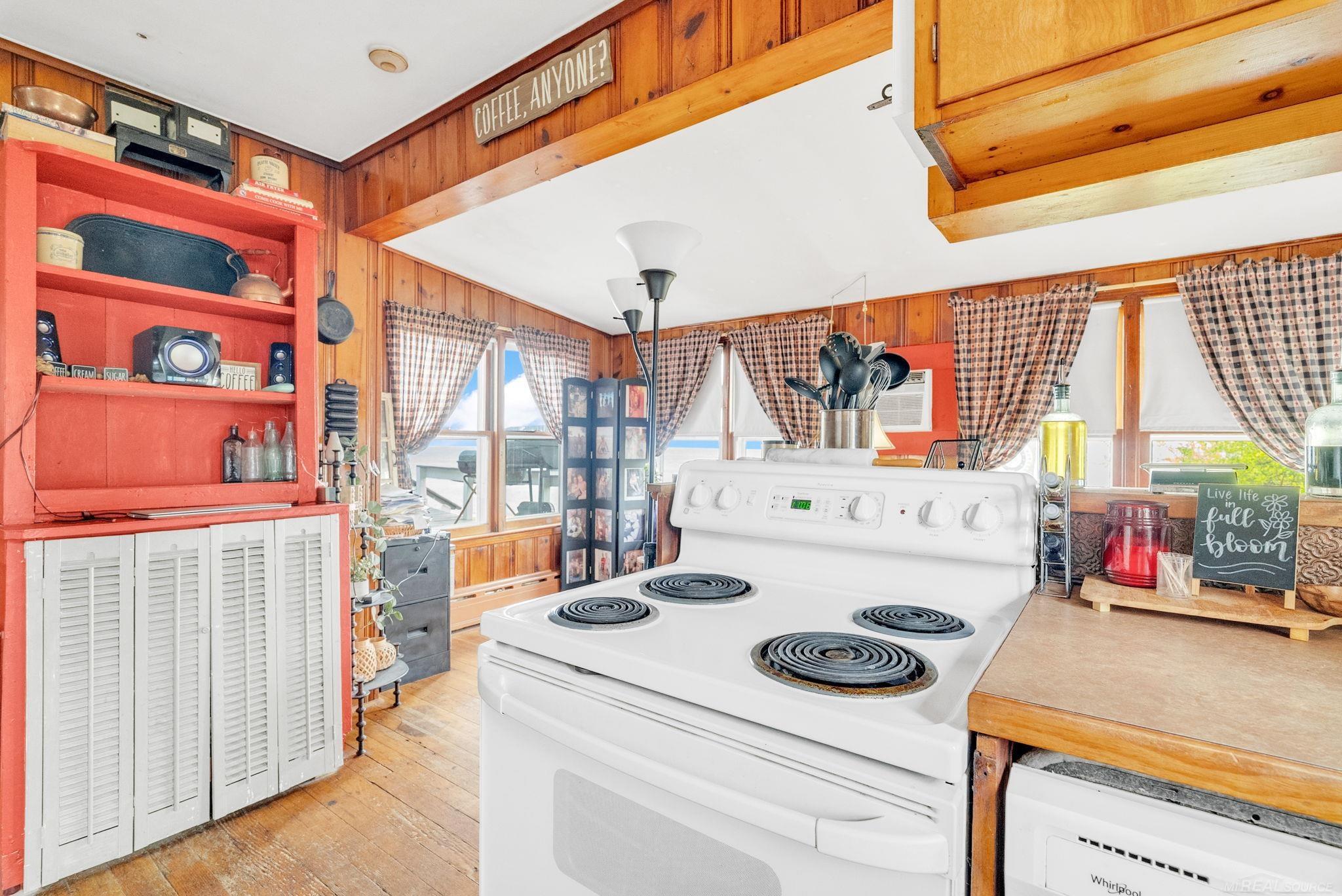 8941 & 8943 Lakeshore Road, Lexington, MI, 48450