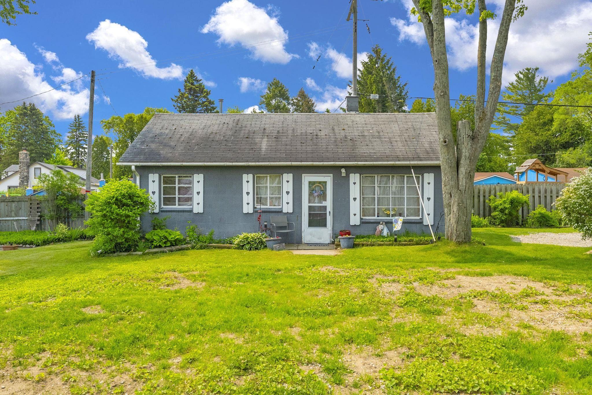 8941 & 8943 Lakeshore Road, Lexington, MI, 48450