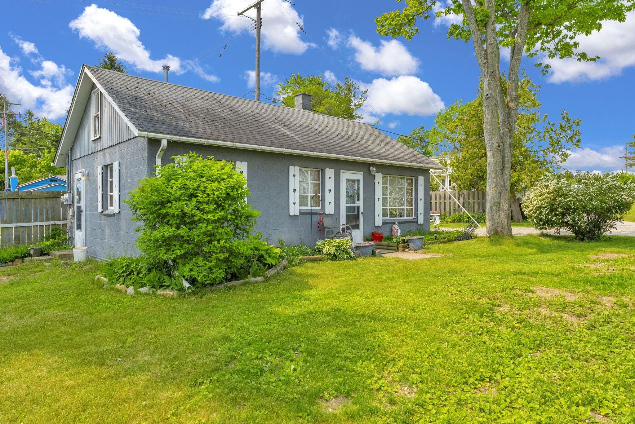 8941 & 8943 Lakeshore Road, Lexington, MI, 48450