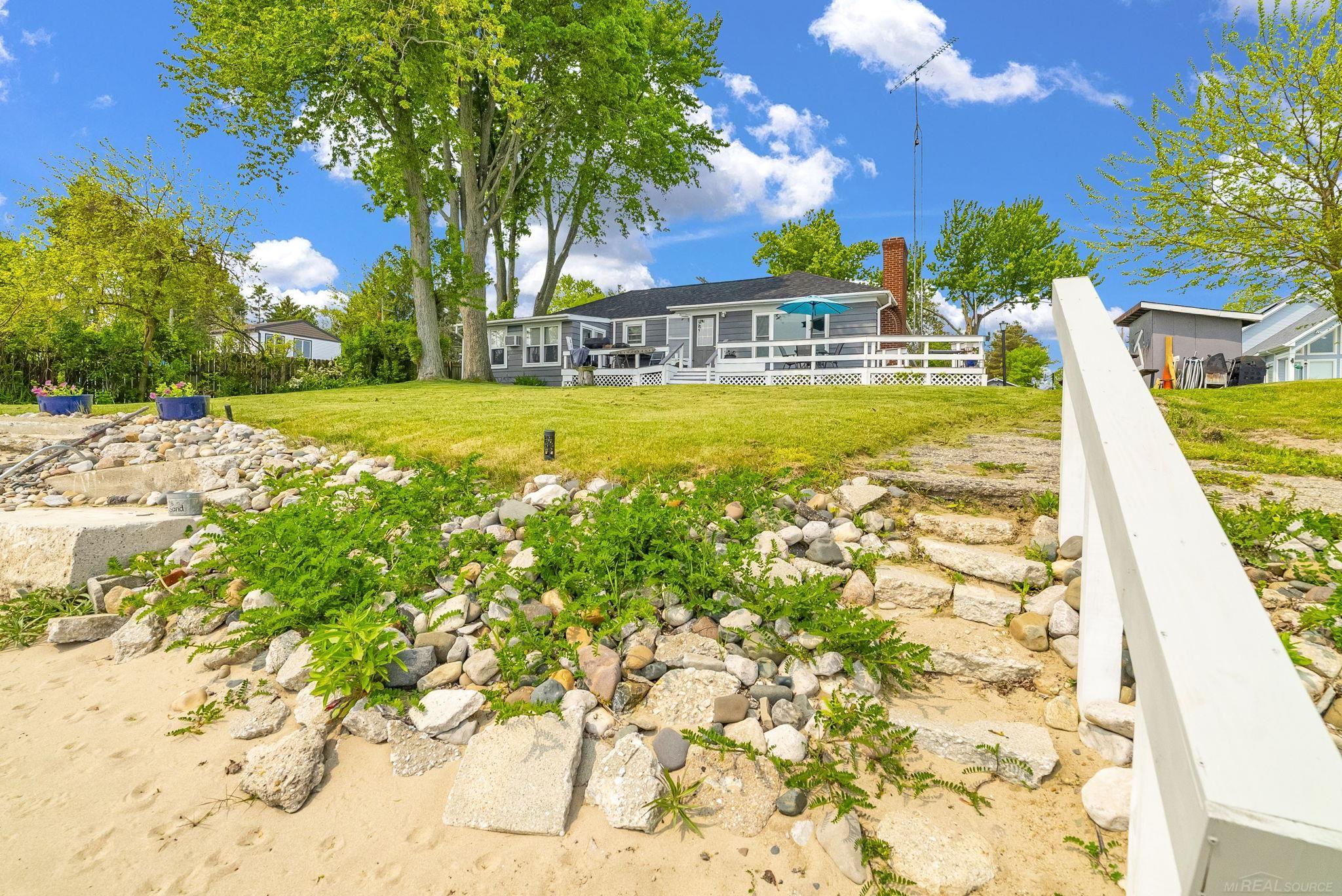 8941 & 8943 Lakeshore Road, Lexington, MI, 48450