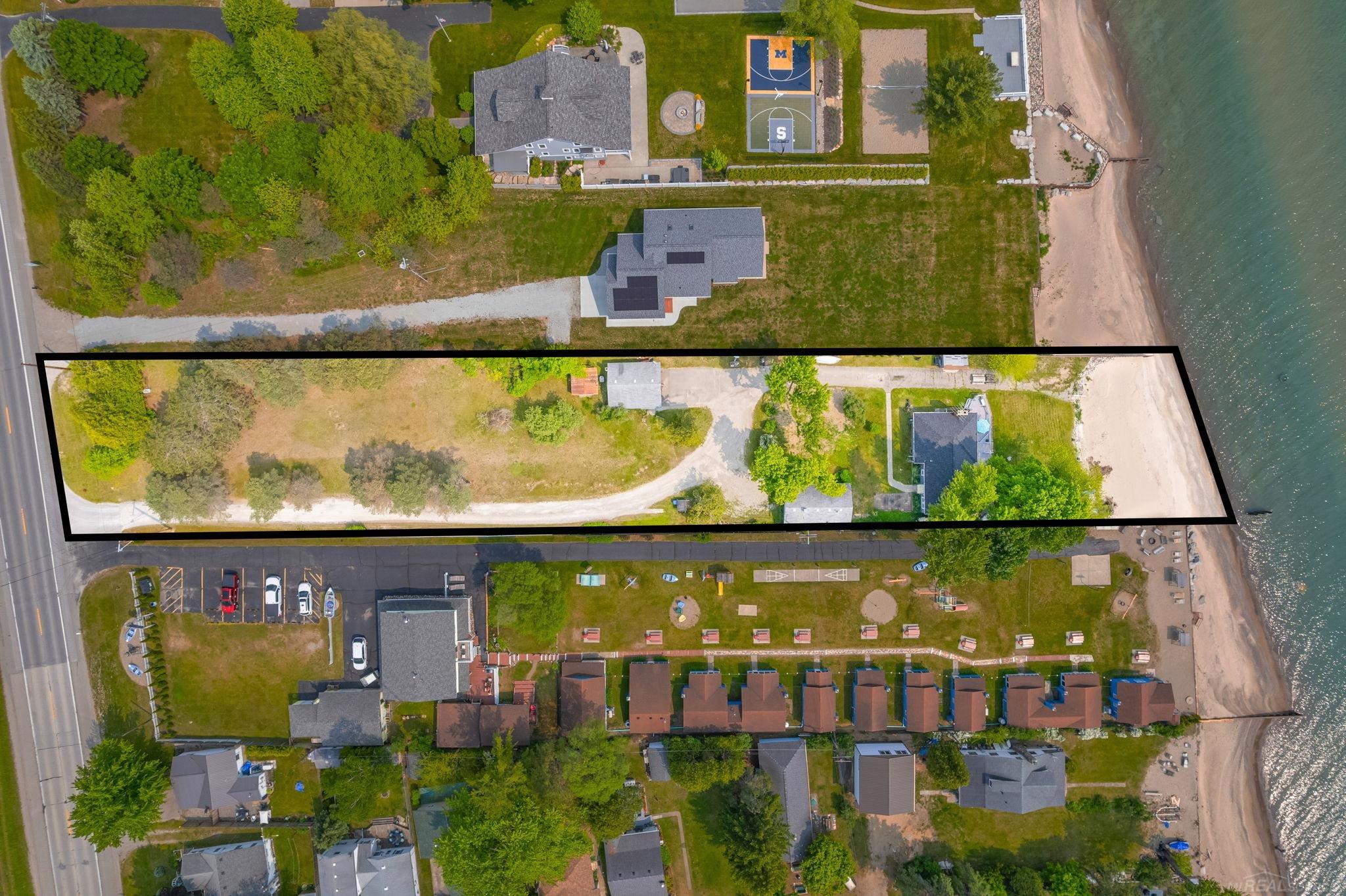 8941 & 8943 Lakeshore Road, Lexington, MI, 48450