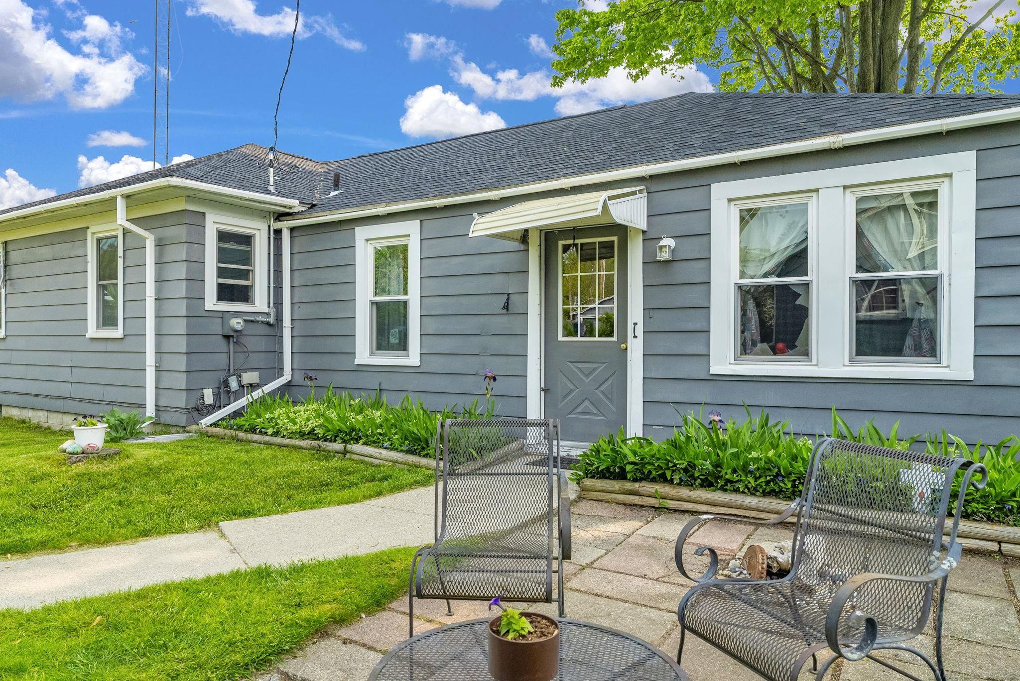 8941 & 8943 Lakeshore Road, Lexington, MI, 48450