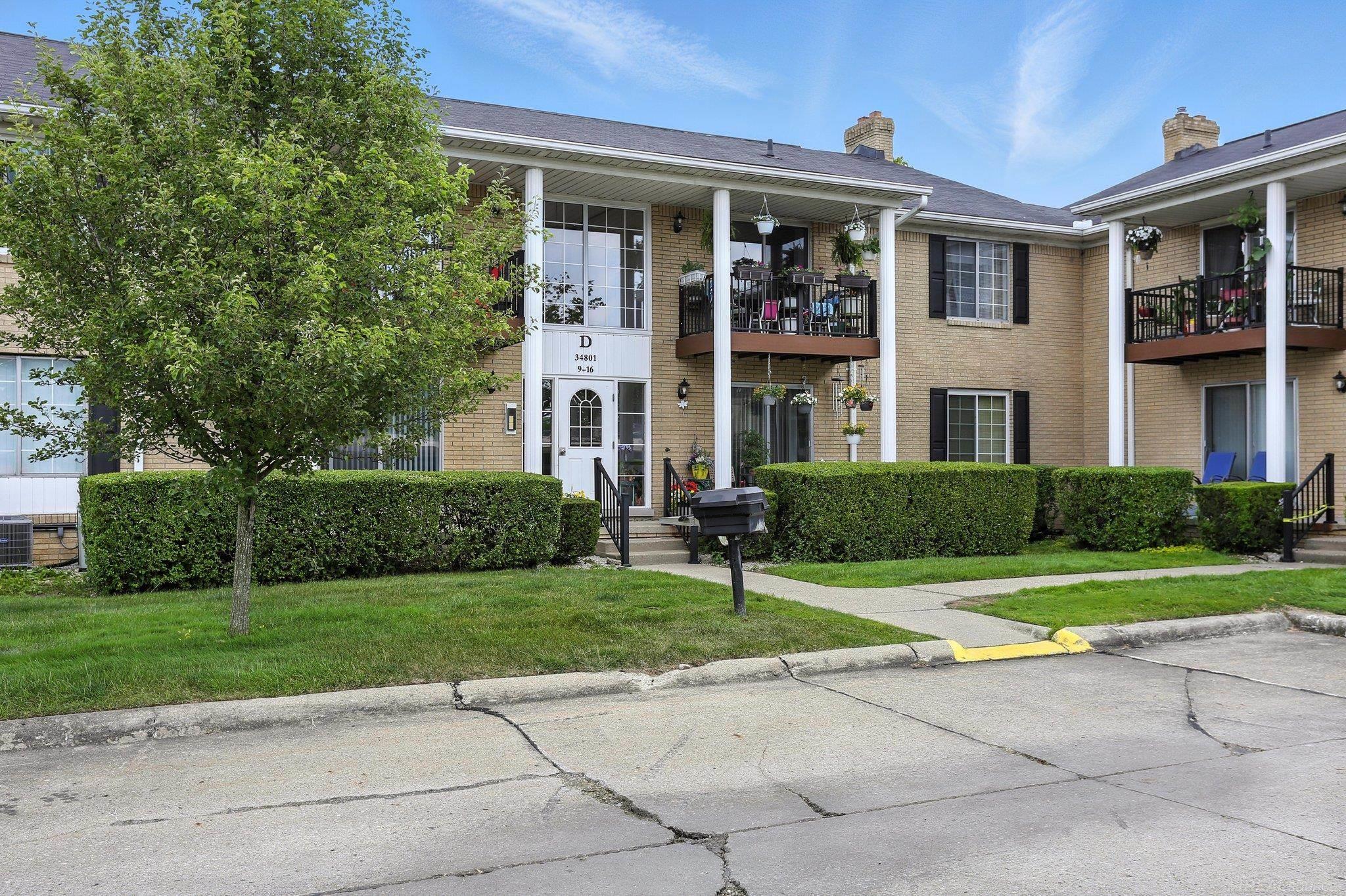 Homes for sale in Sterling Heights Macomb, MI | 34801 Valleyview Dr, Sterling Heights Macomb, MI 48312 | MLS# 58050178870