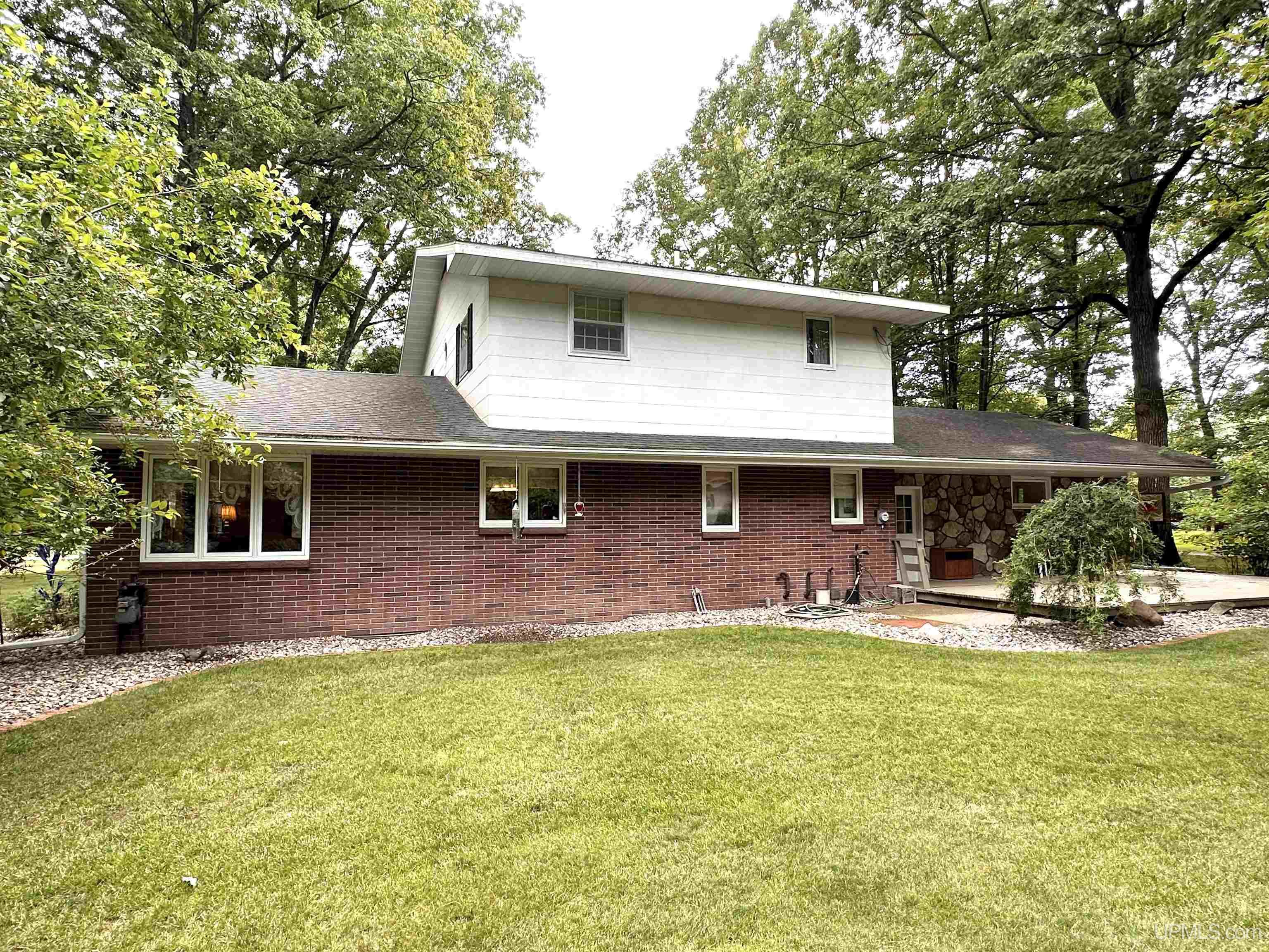 W8660 Orchard Street