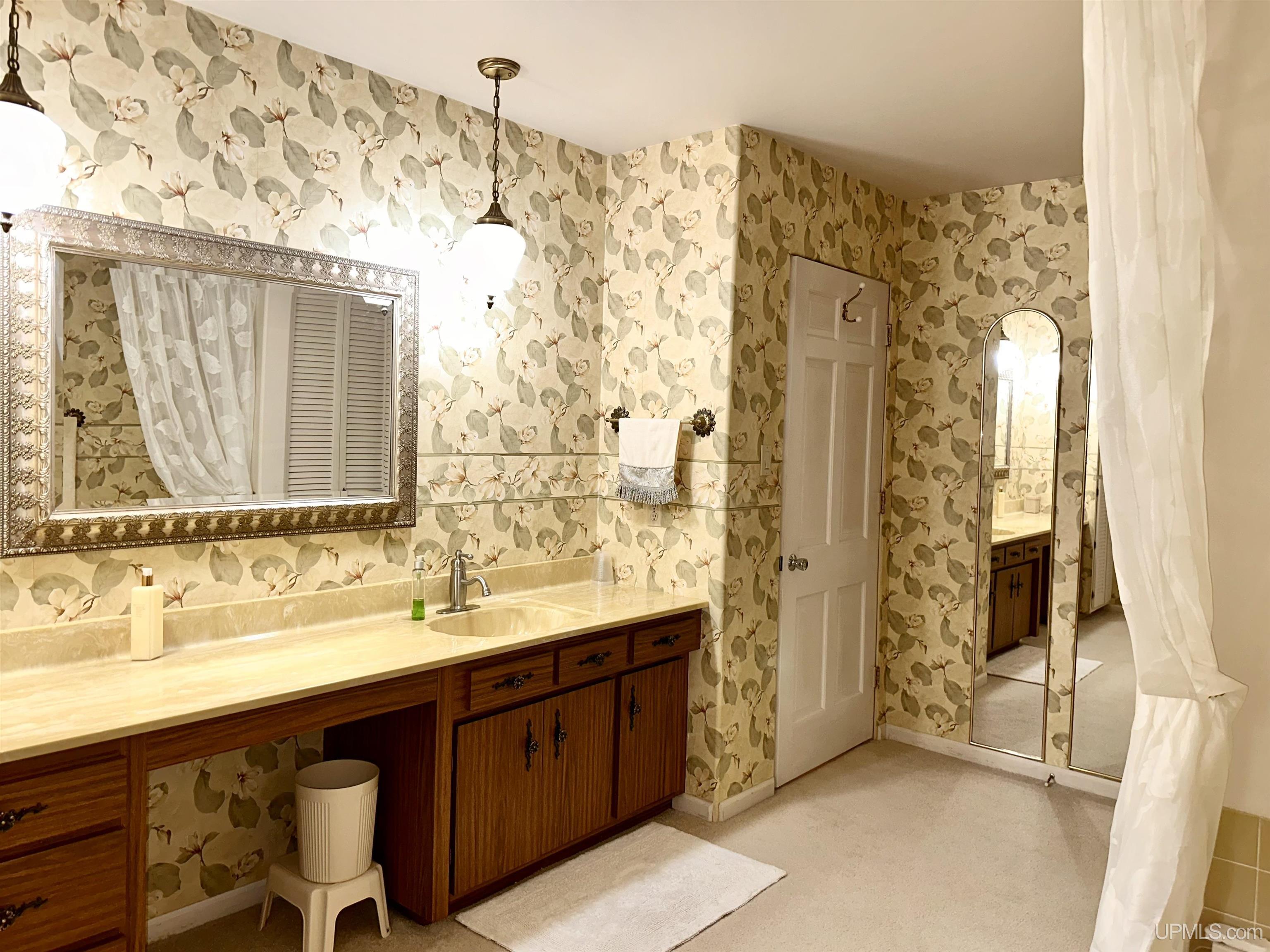 W8660 Orchard Street