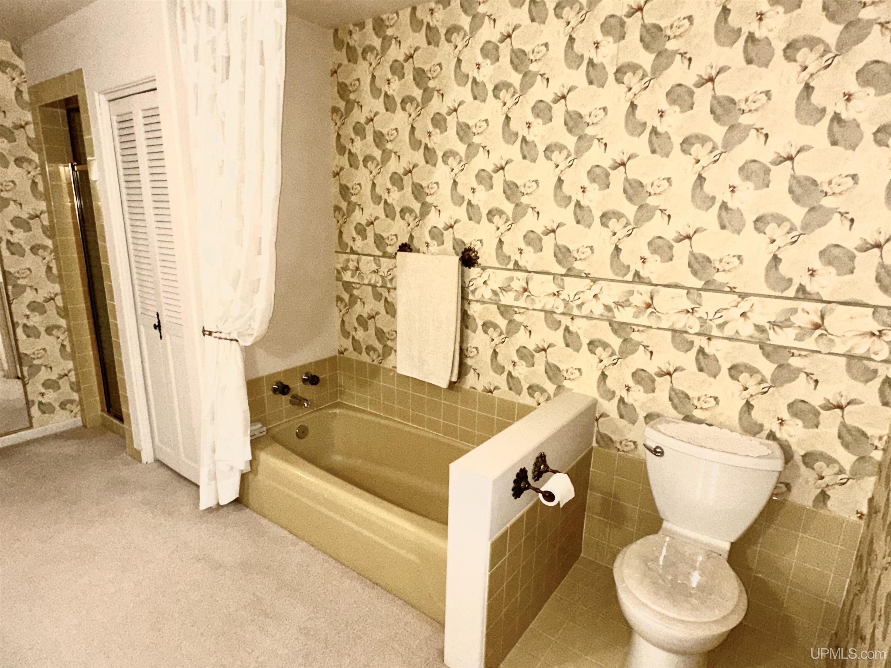 W8660 Orchard Street