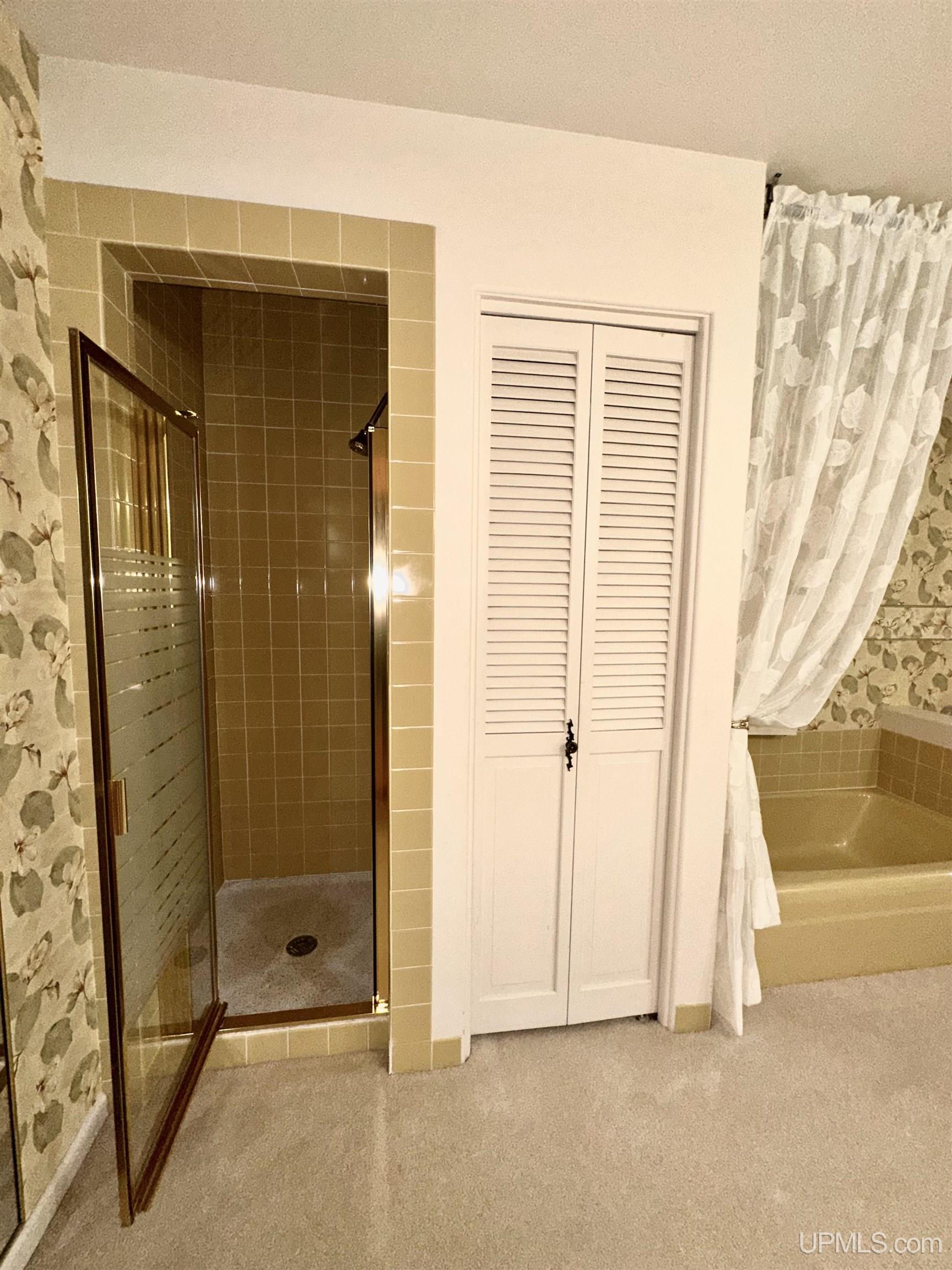 W8660 Orchard Street