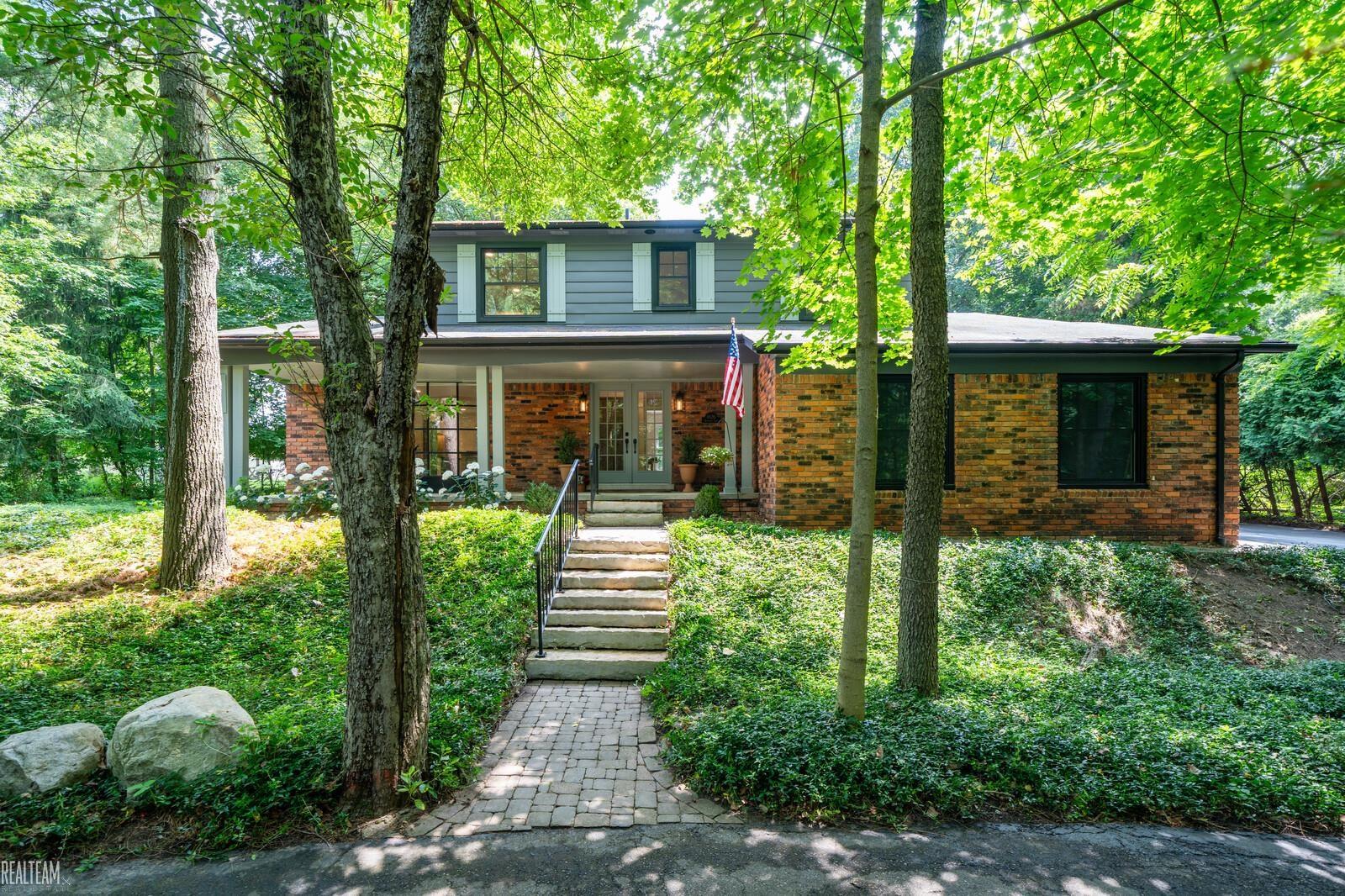 Homes for sale in Macomb, MI | 11126 Jonathan Ln, Macomb, MI 48065 | MLS# 58050181056